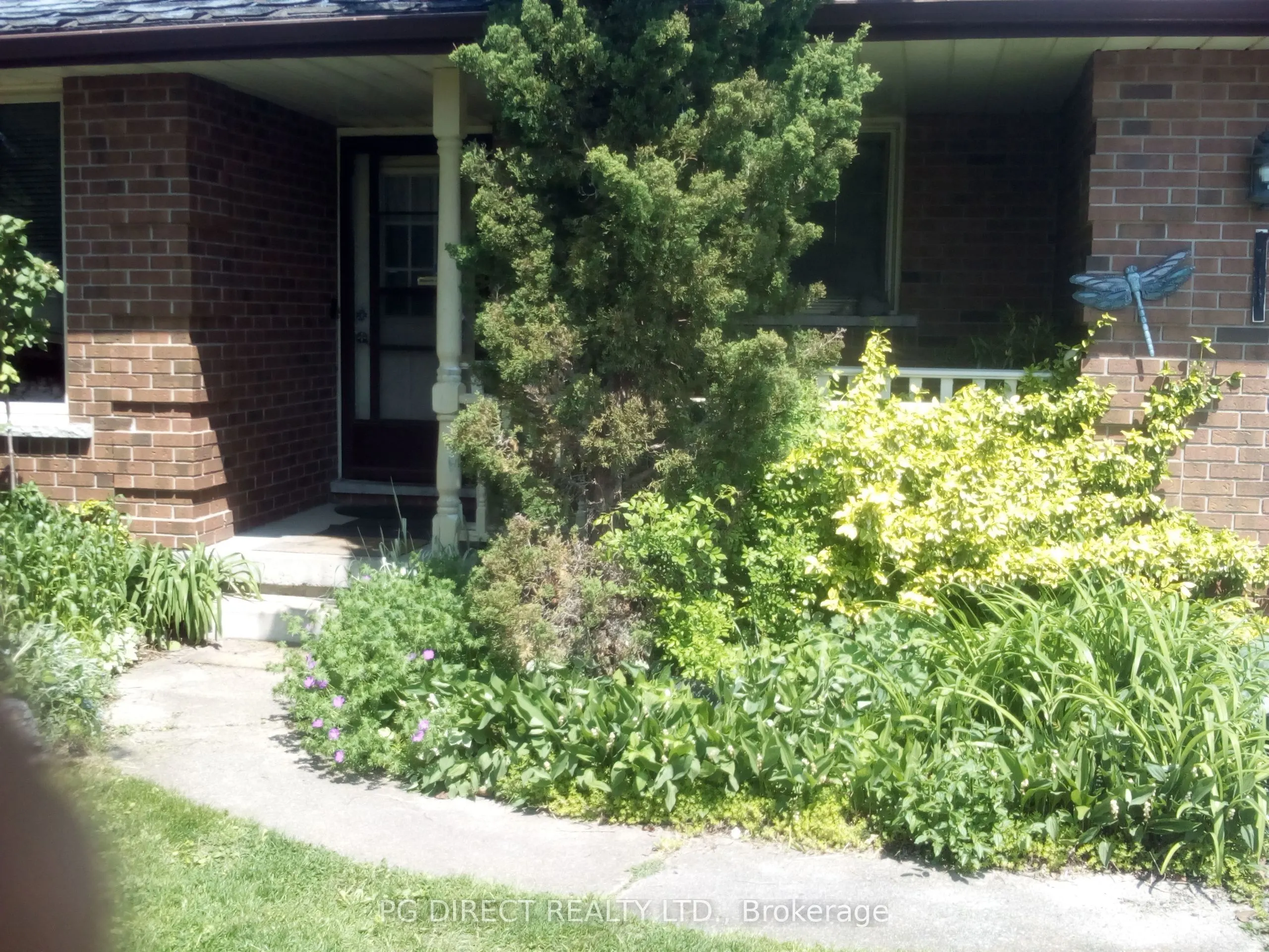 1132 Iroquois Crescent