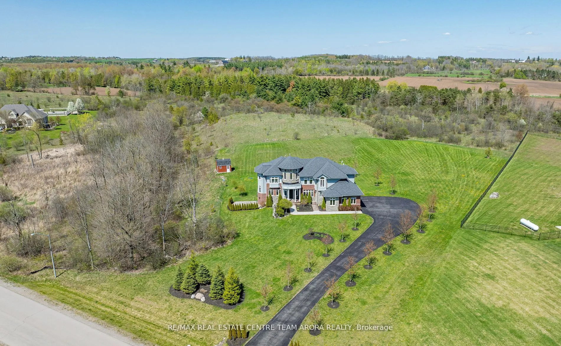 100 Chesswood Trail