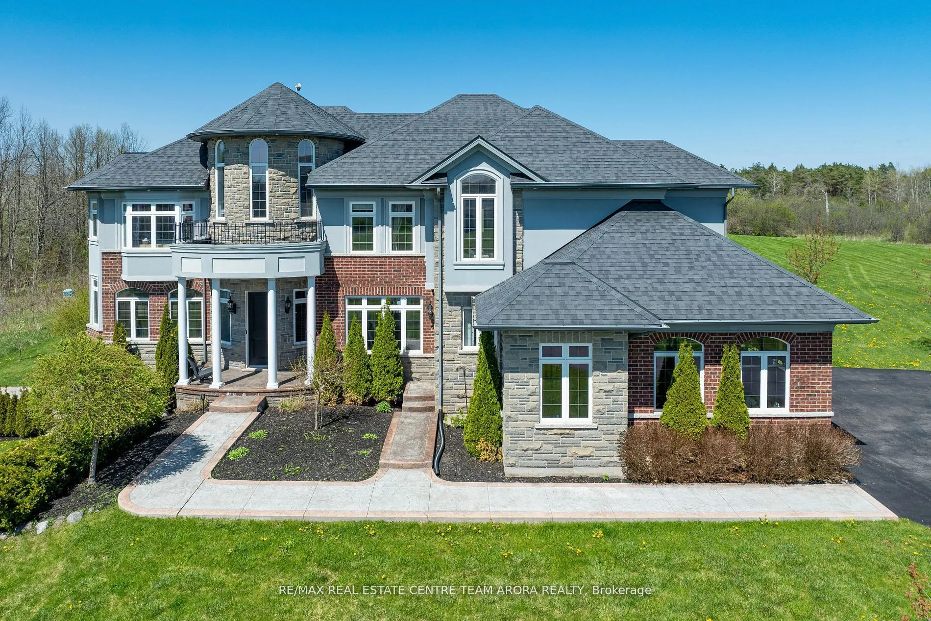 100 Chesswood Trail