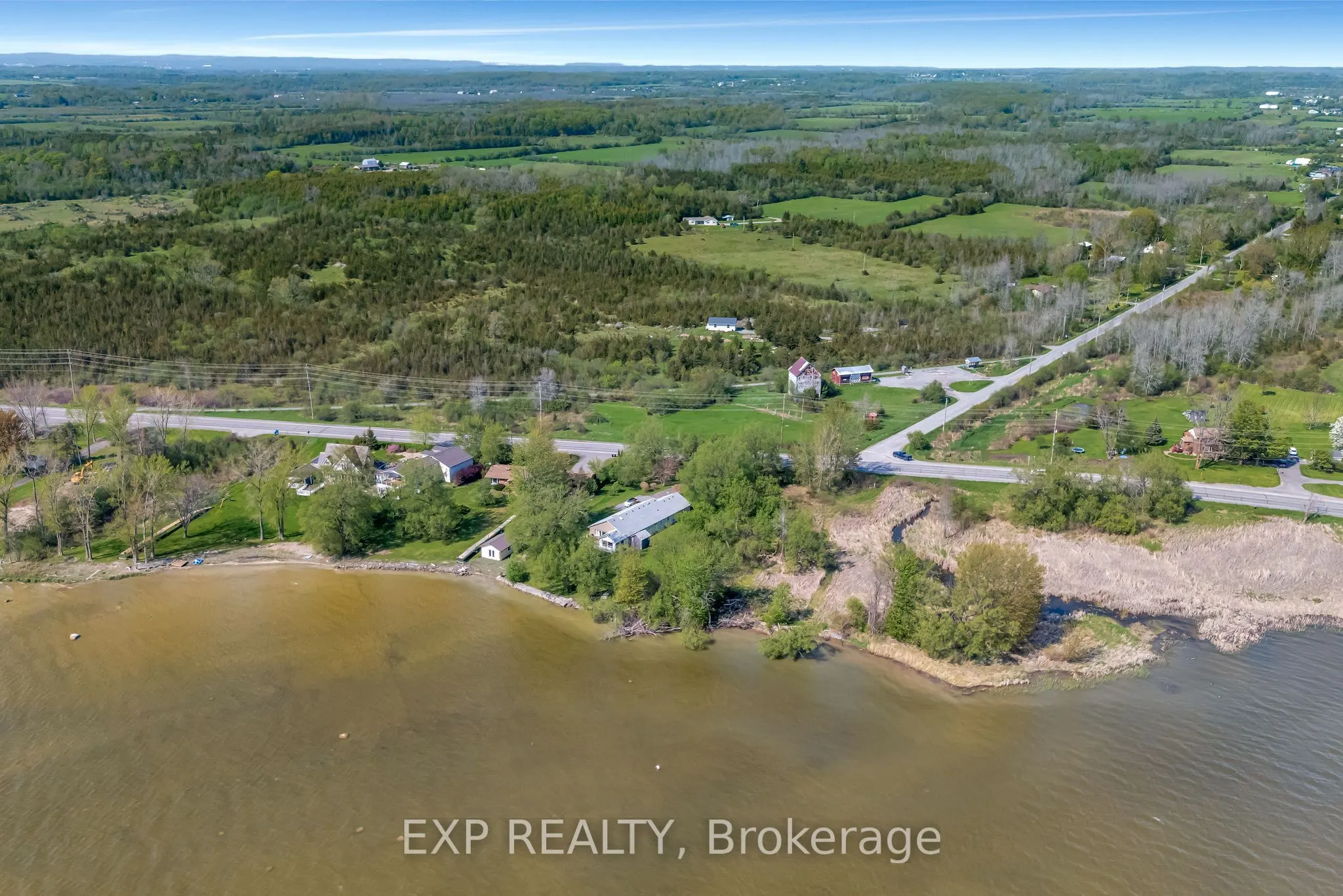 00 Loyalist Parkway