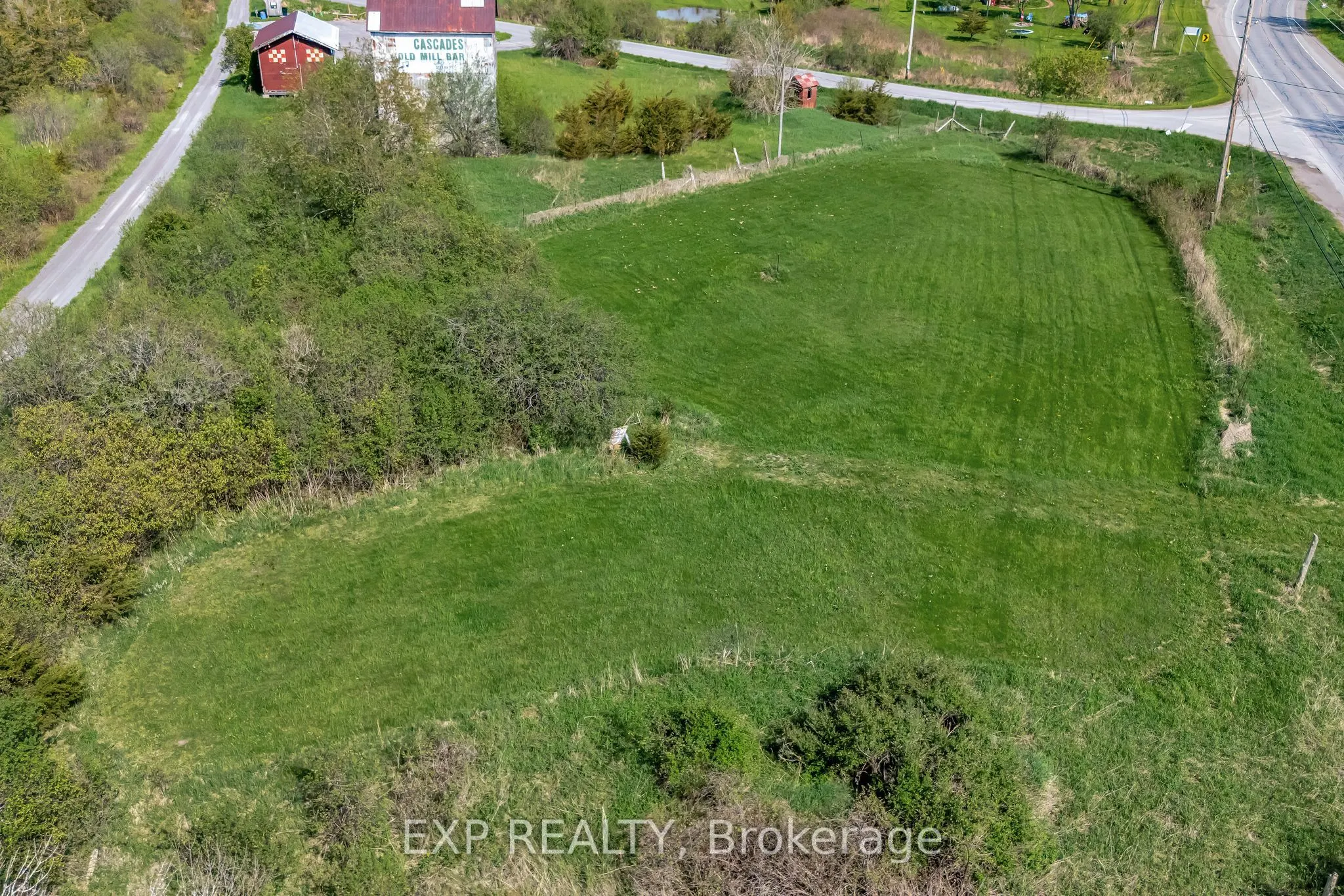 00 Loyalist Parkway