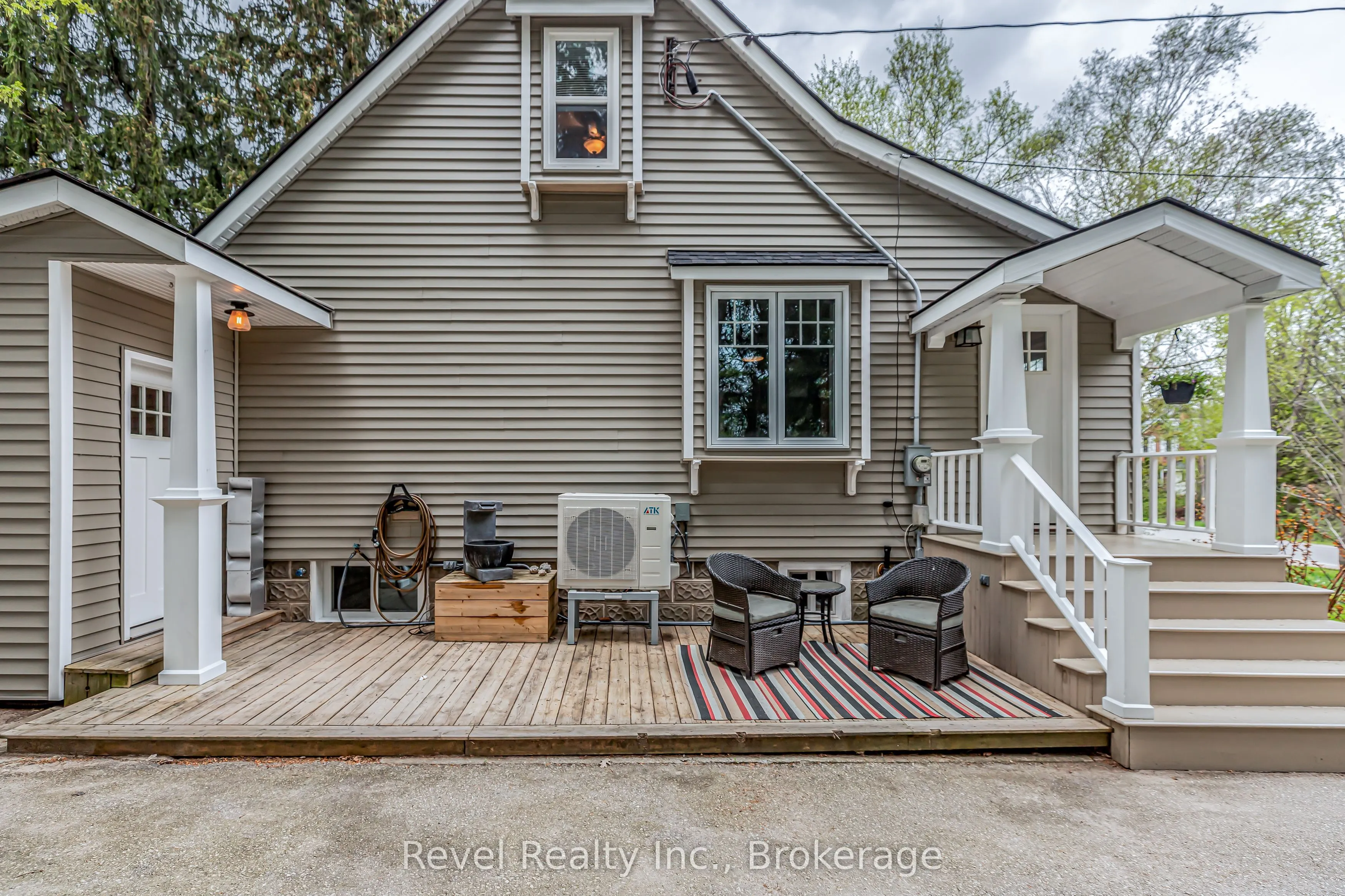 382 2nd Avenue SE