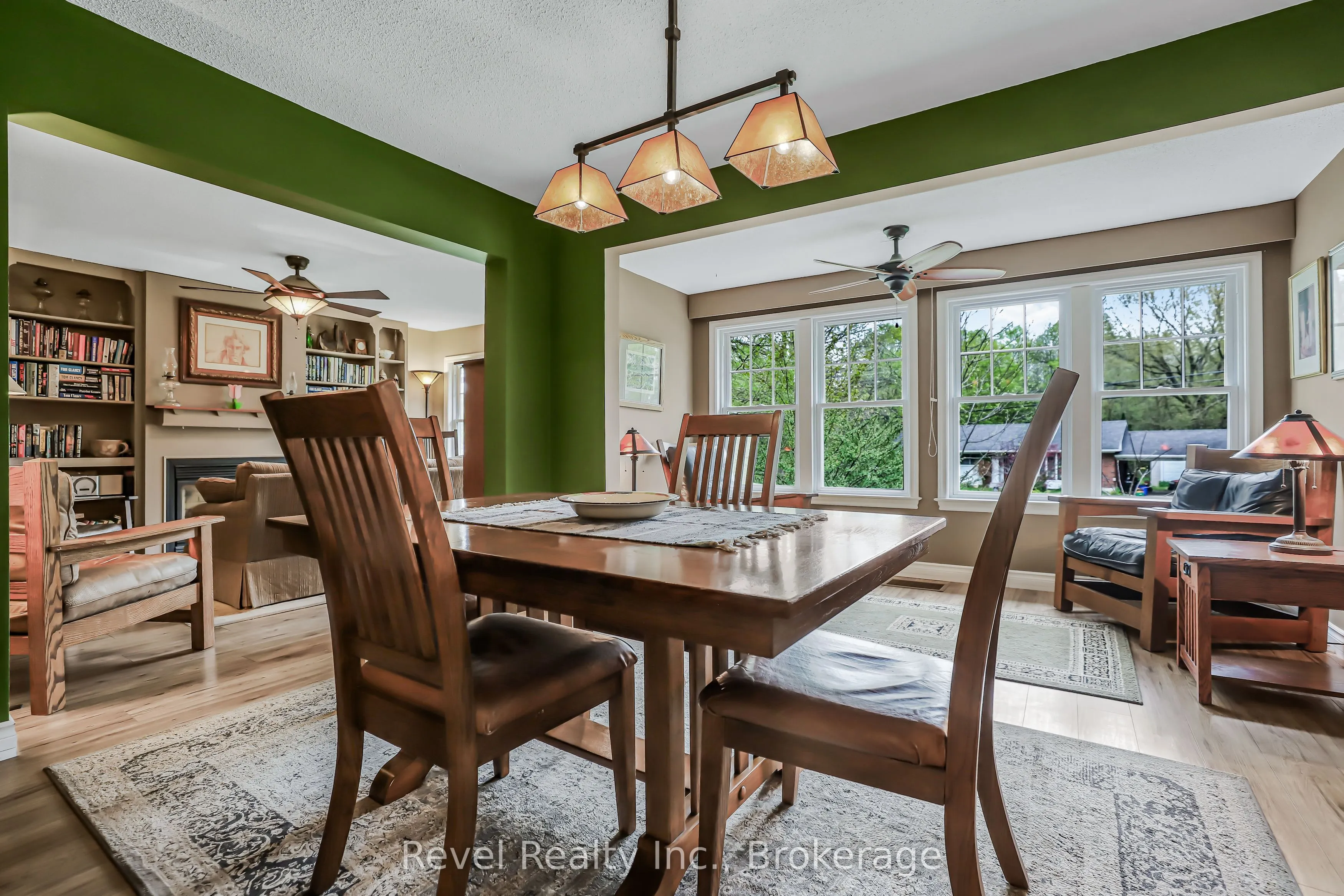 382 2nd Avenue SE