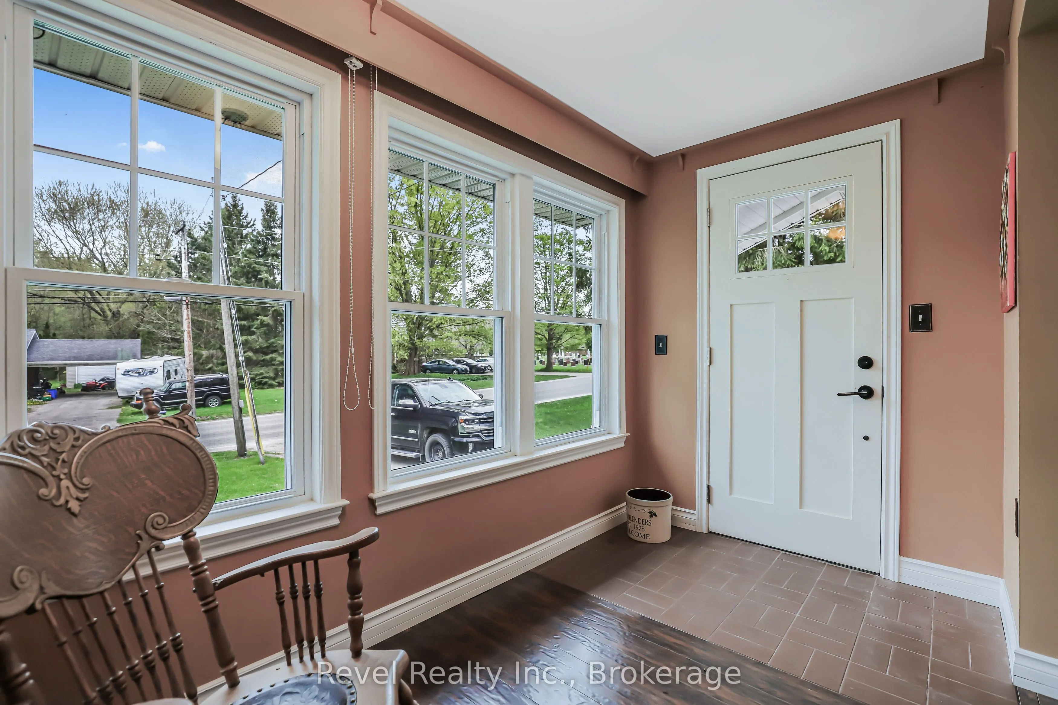 382 2nd Avenue SE