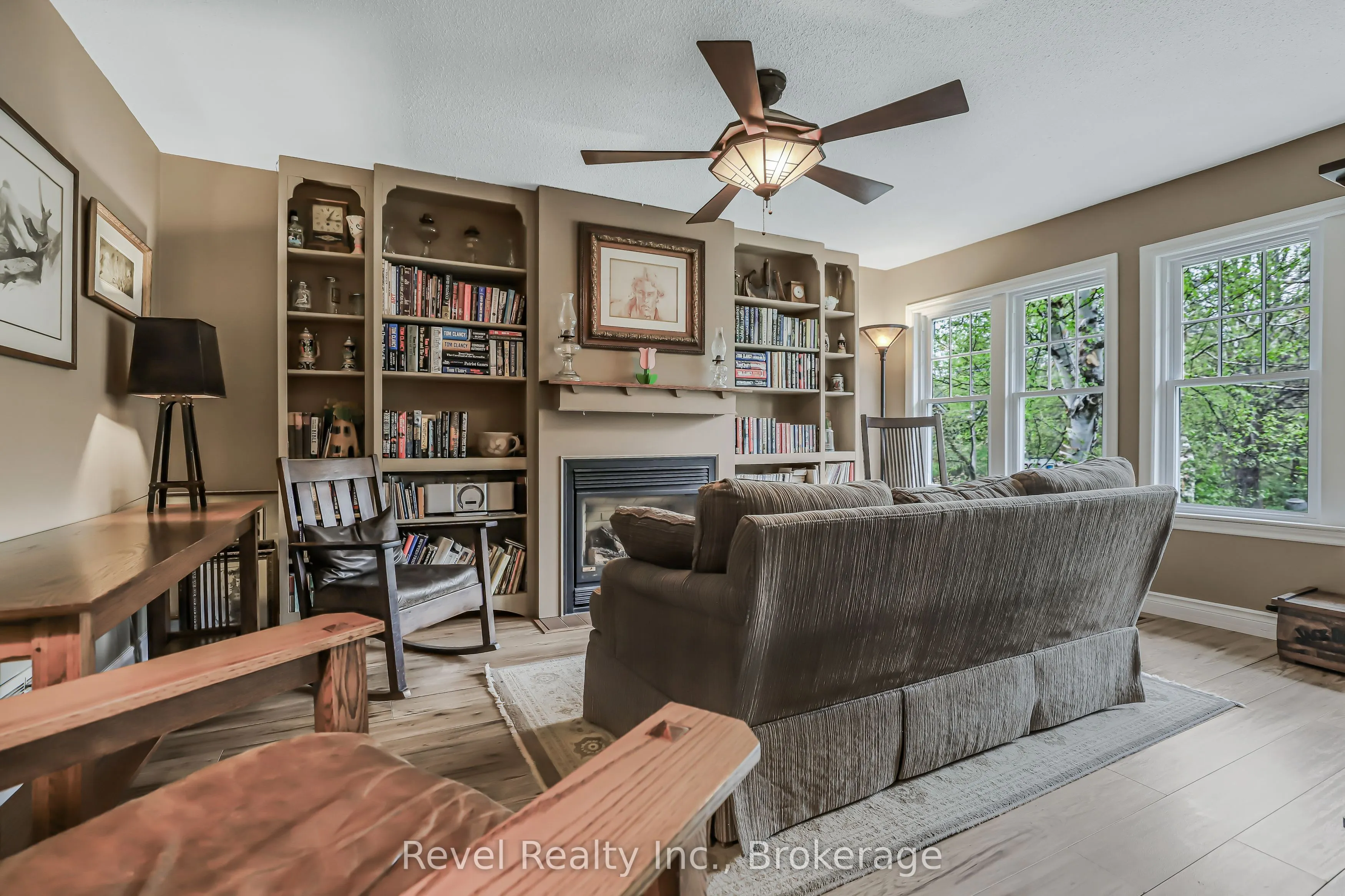 382 2nd Avenue SE