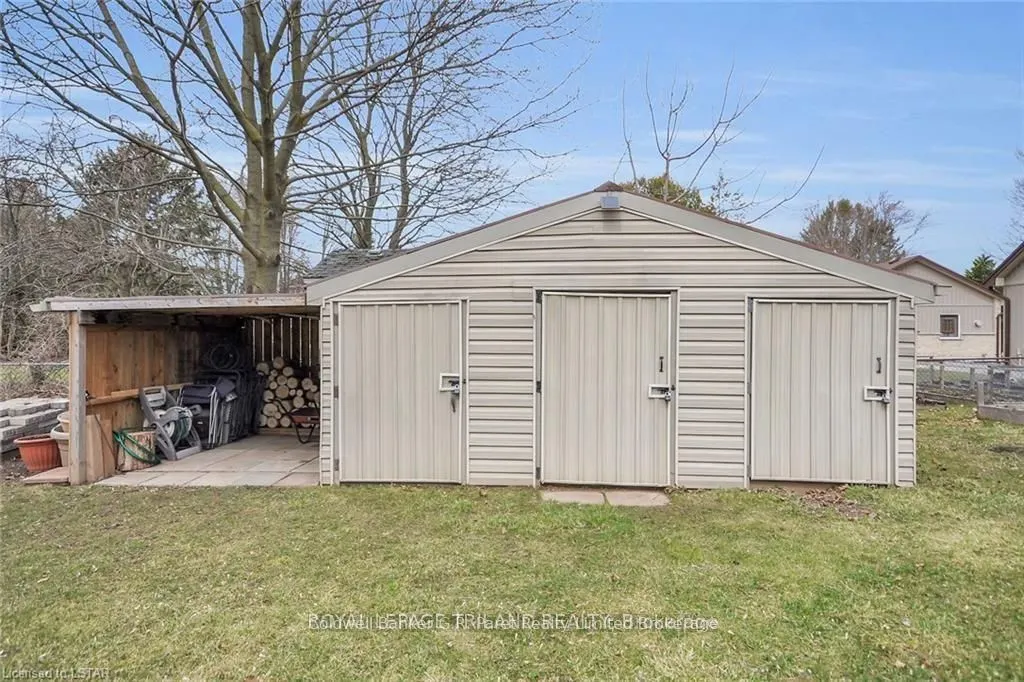 104 Simcoe Crescent