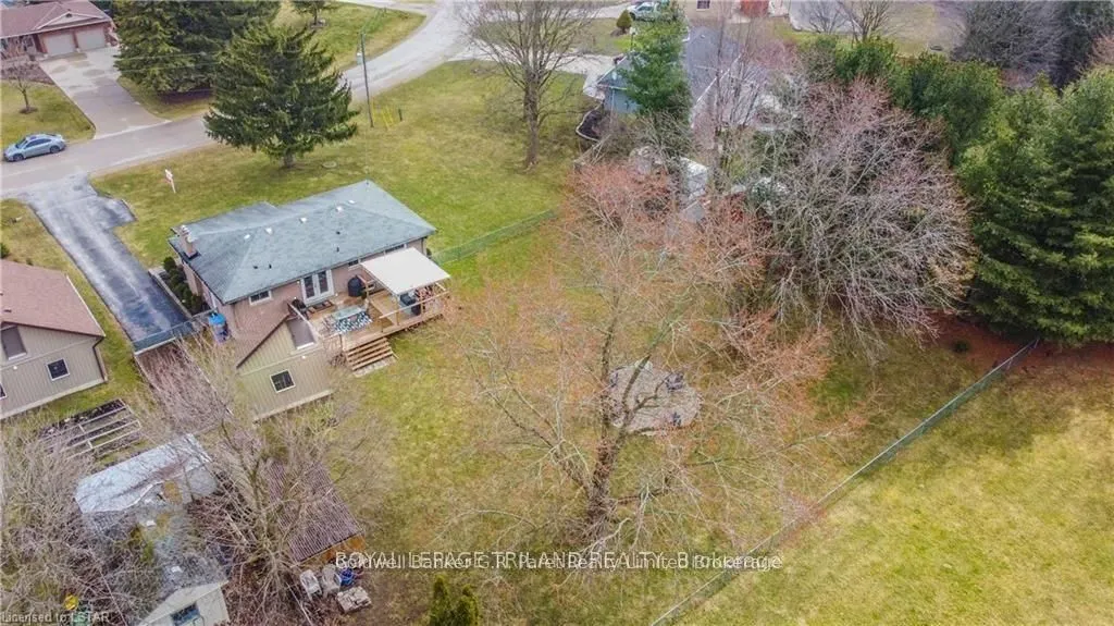 104 Simcoe Crescent