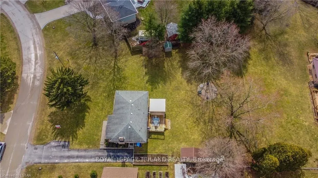 104 Simcoe Crescent