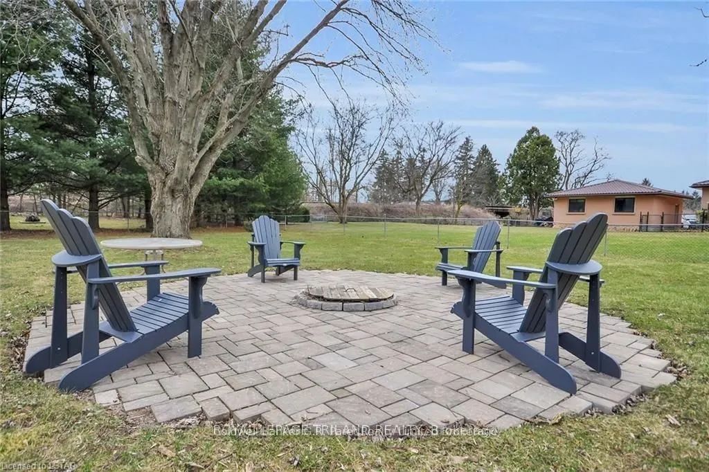 104 Simcoe Crescent