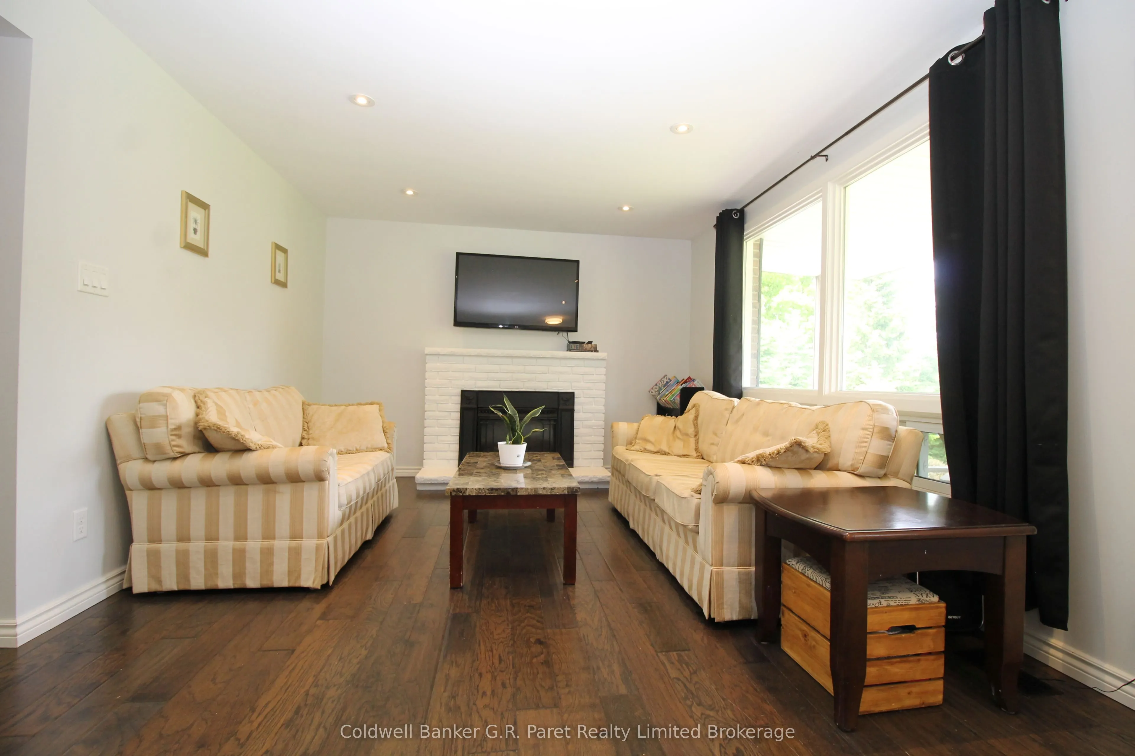 104 Simcoe Crescent
