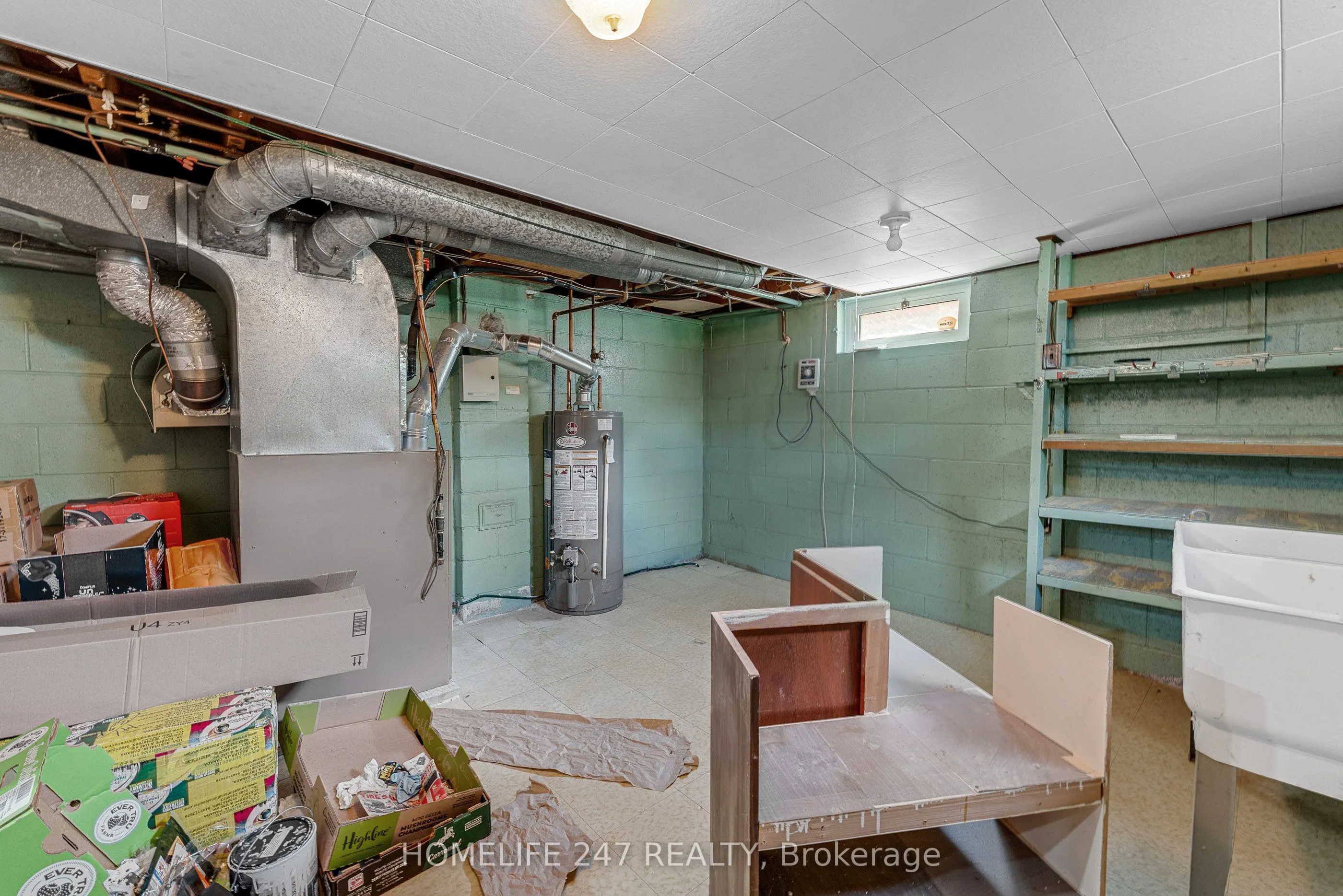 951 Riverdale Avenue