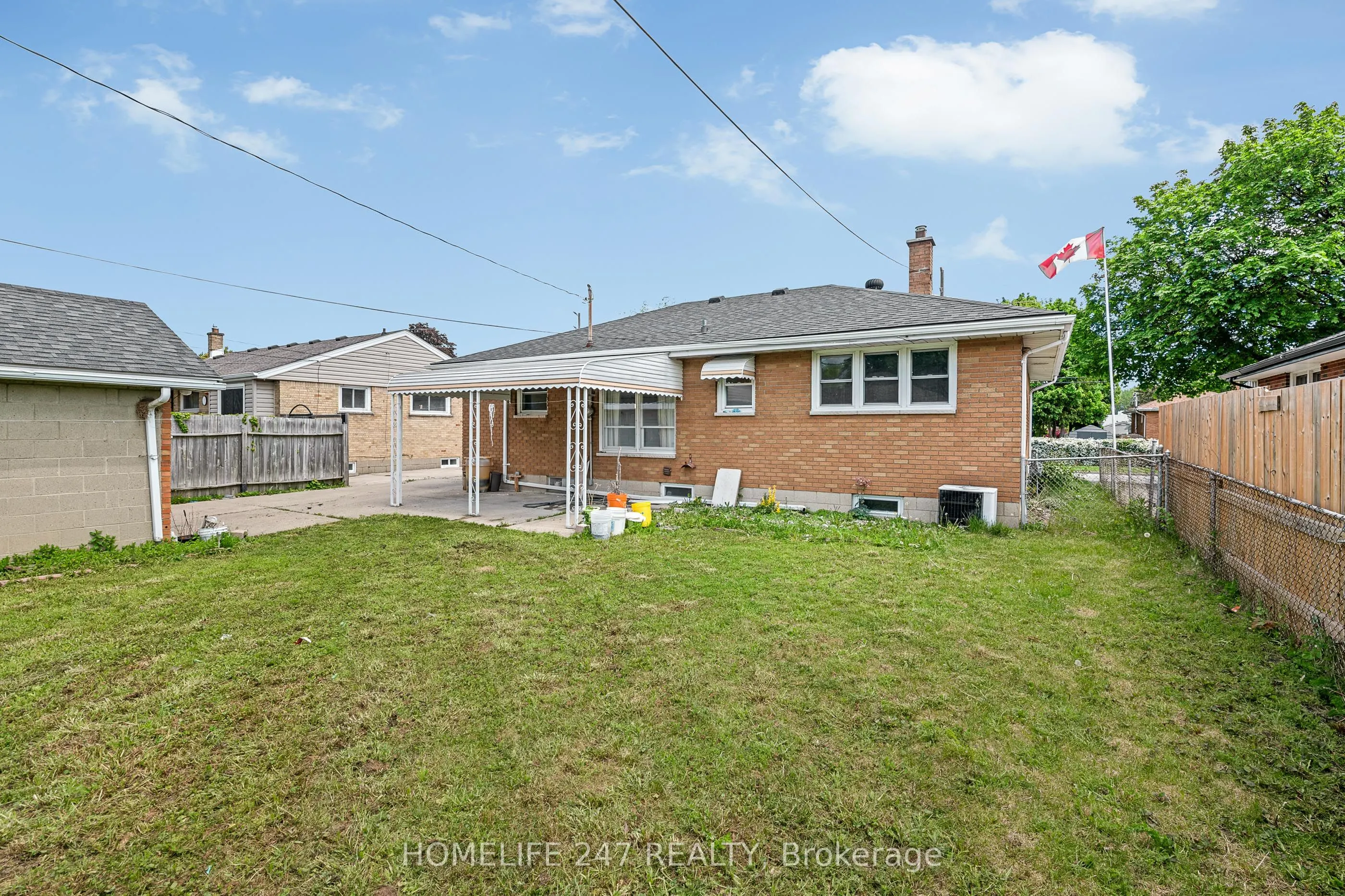 951 Riverdale Avenue