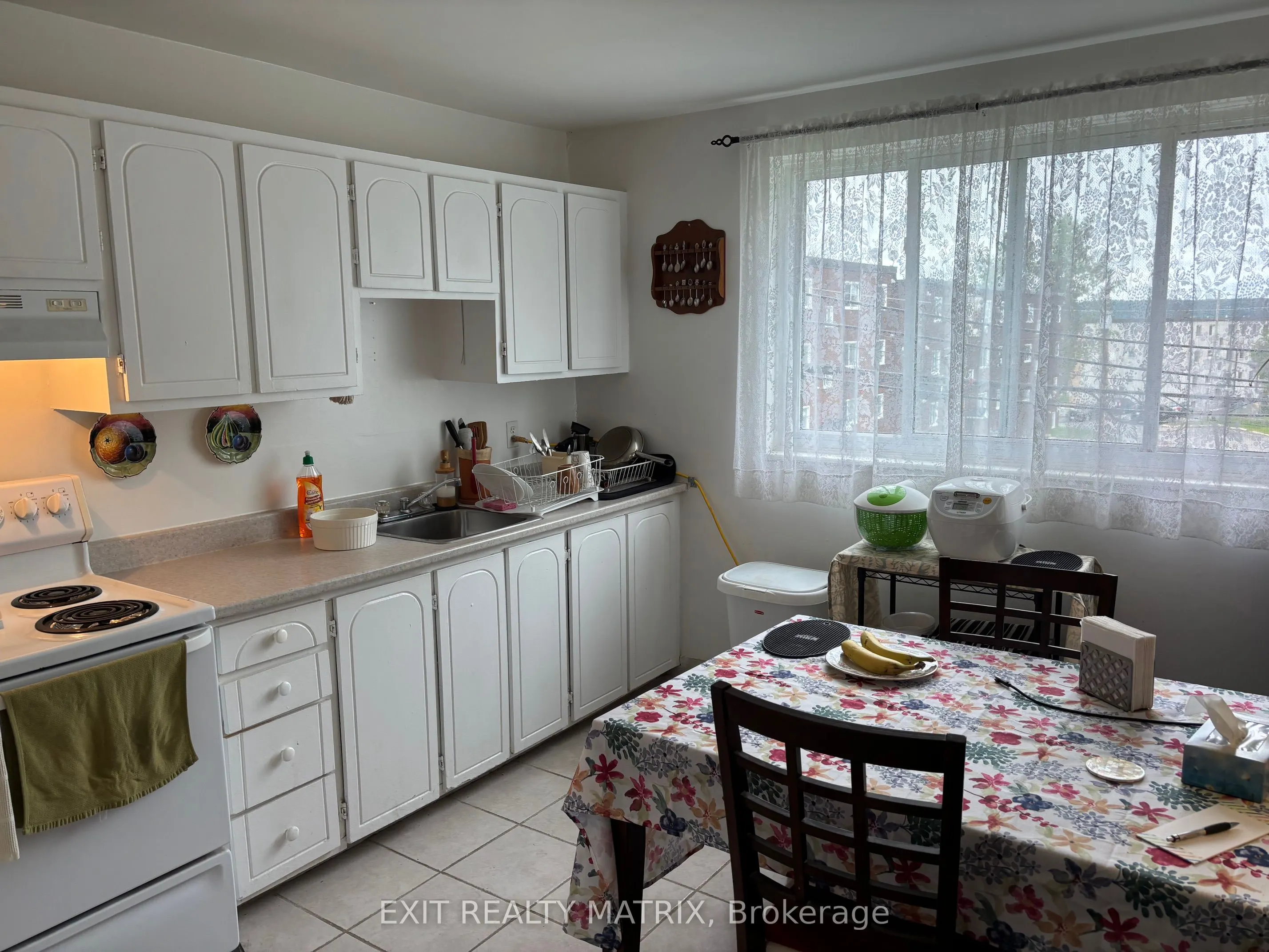 315 Spence Avenue, #2006