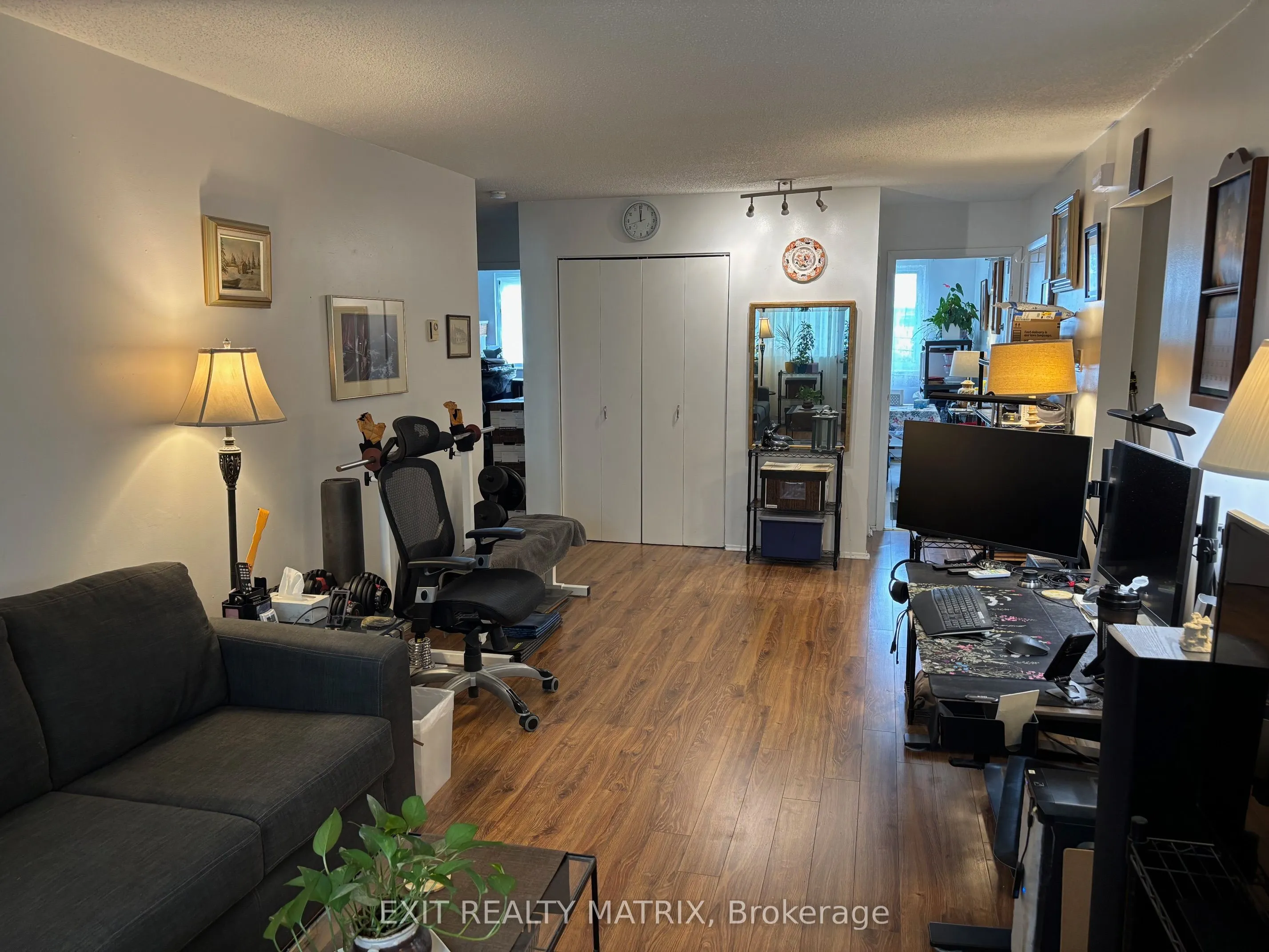 315 Spence Avenue, #2006