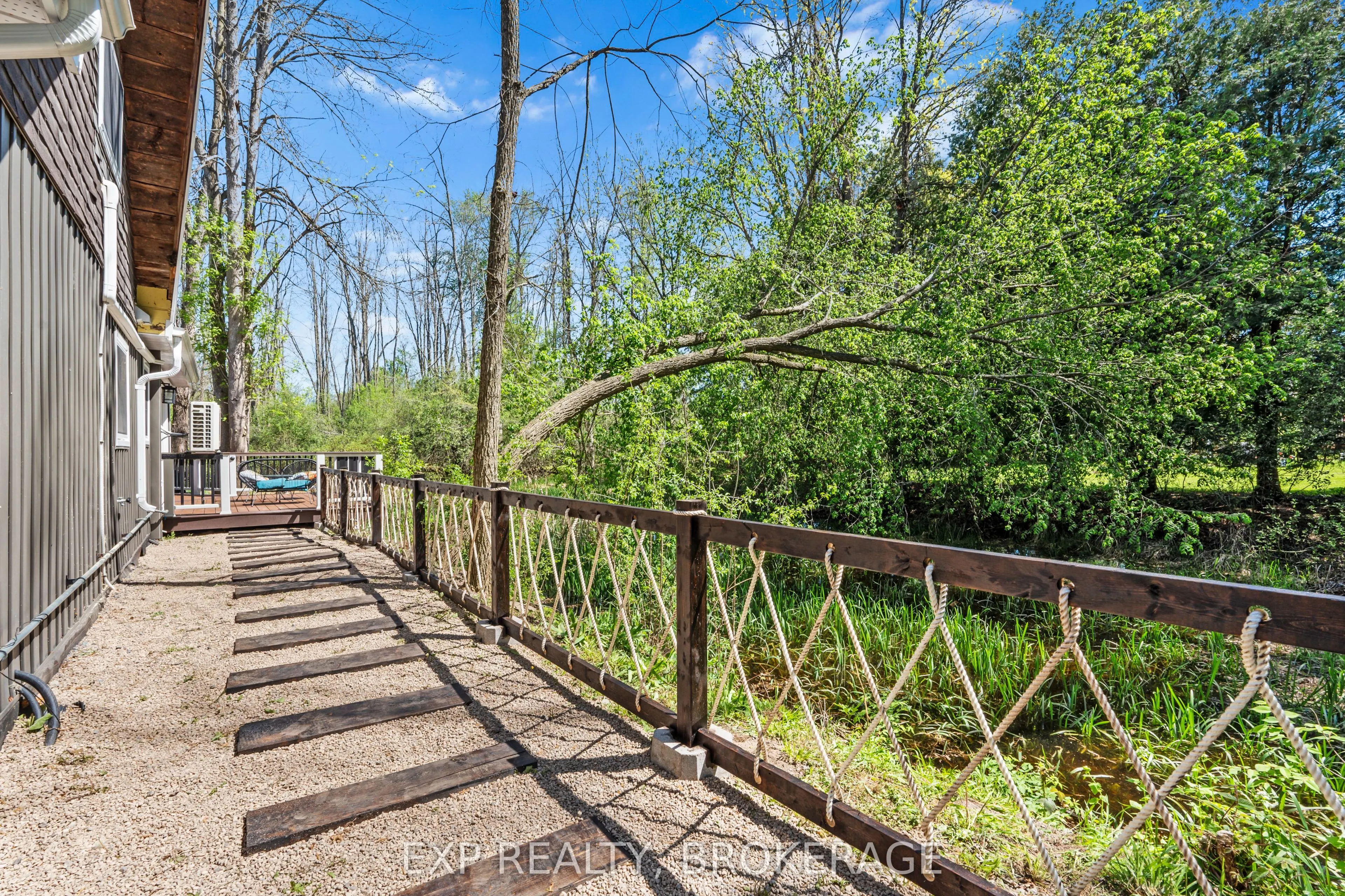8546 COUNTY 2 Road