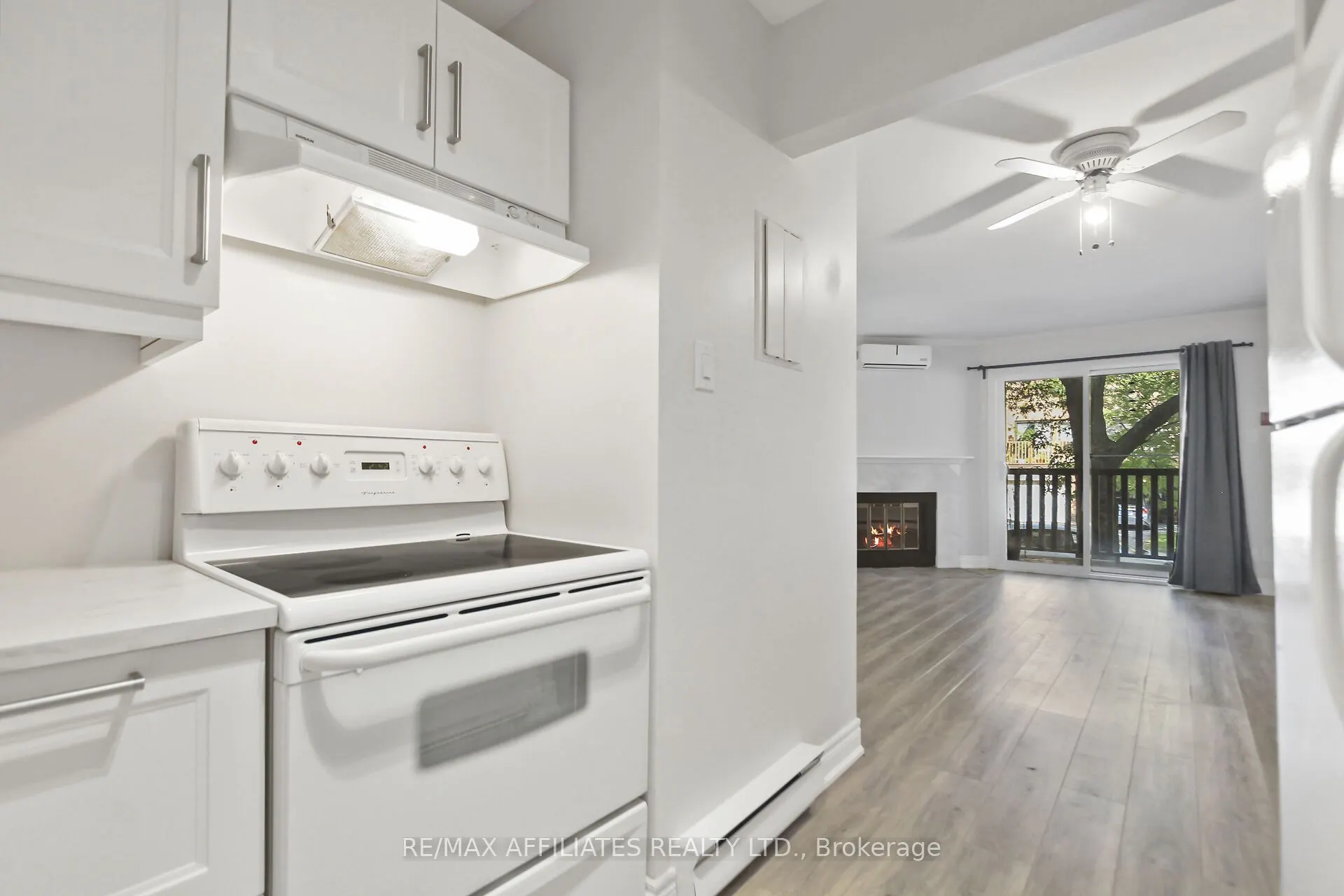 160 Bruyere Street, ##1