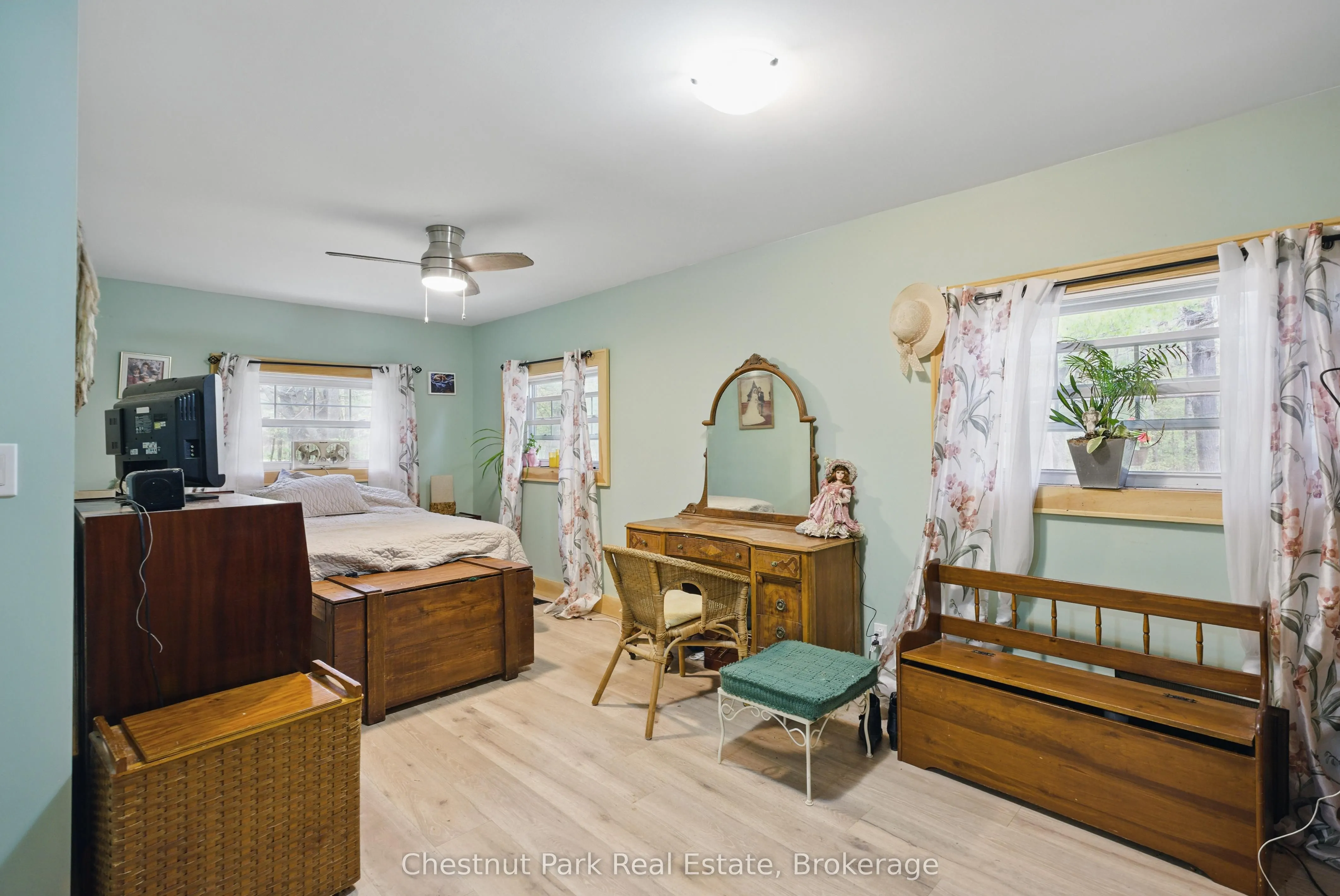 1258 Ravenscliffe Road