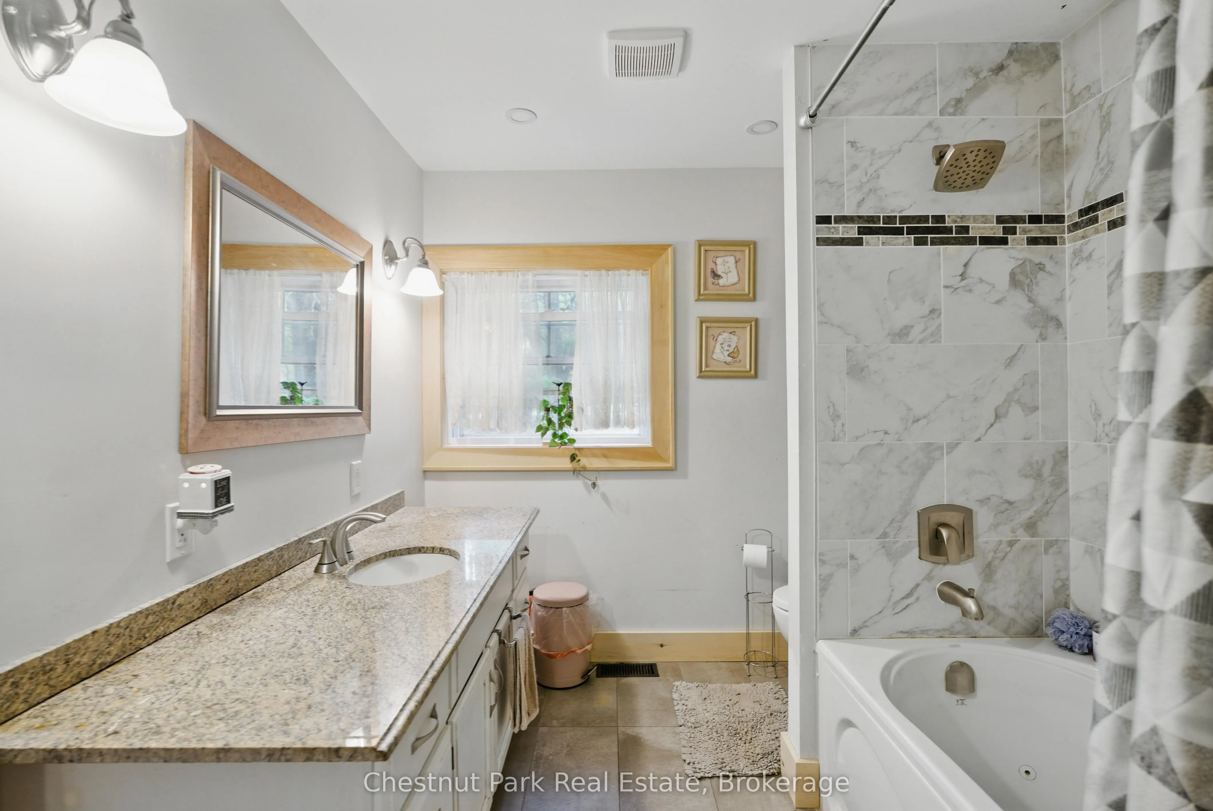 1258 Ravenscliffe Road
