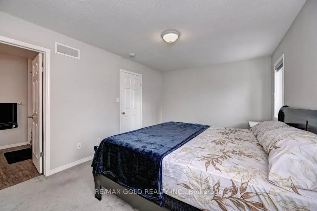 50 Pinnacle Drive #35