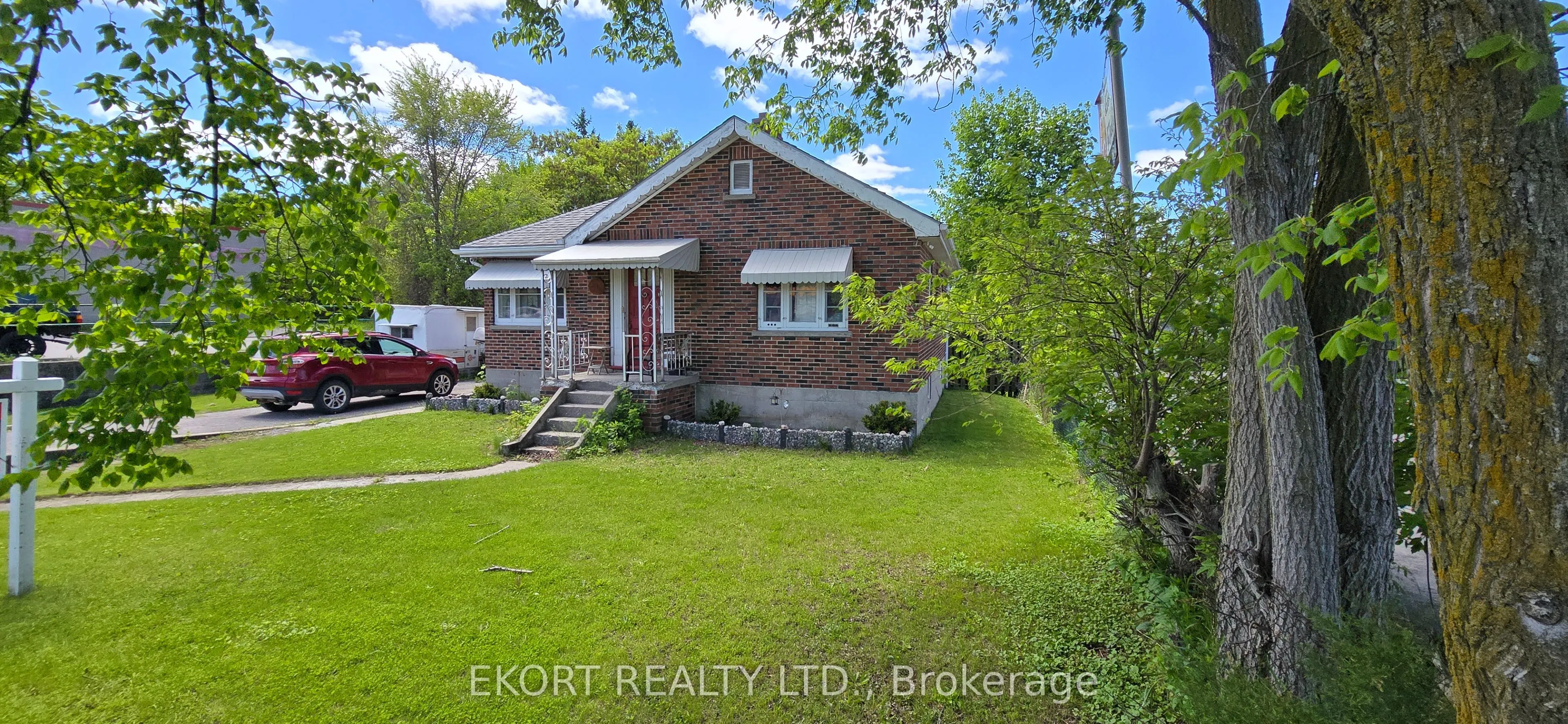 236 NORTH FRONT Street