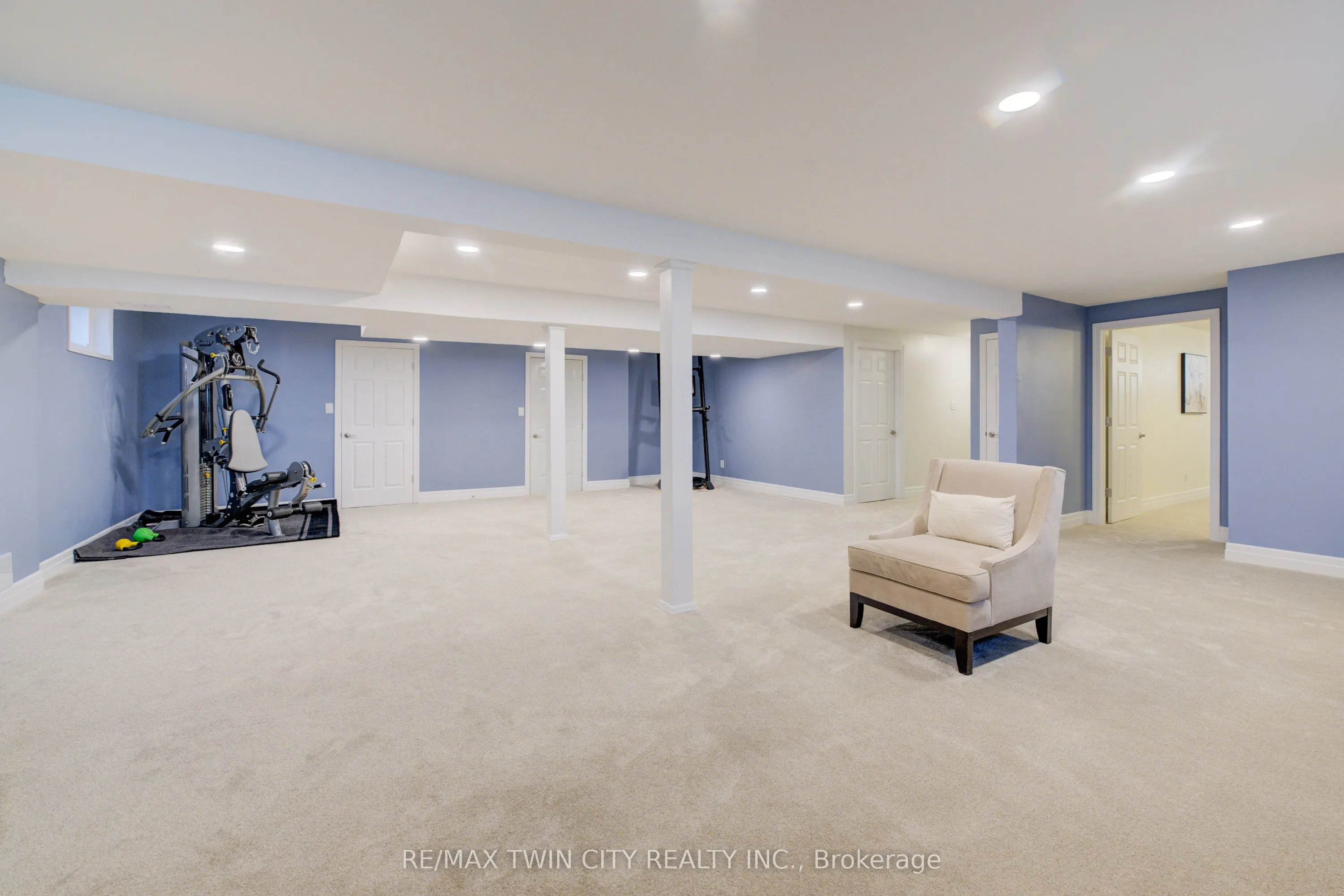 439 Northlake Drive