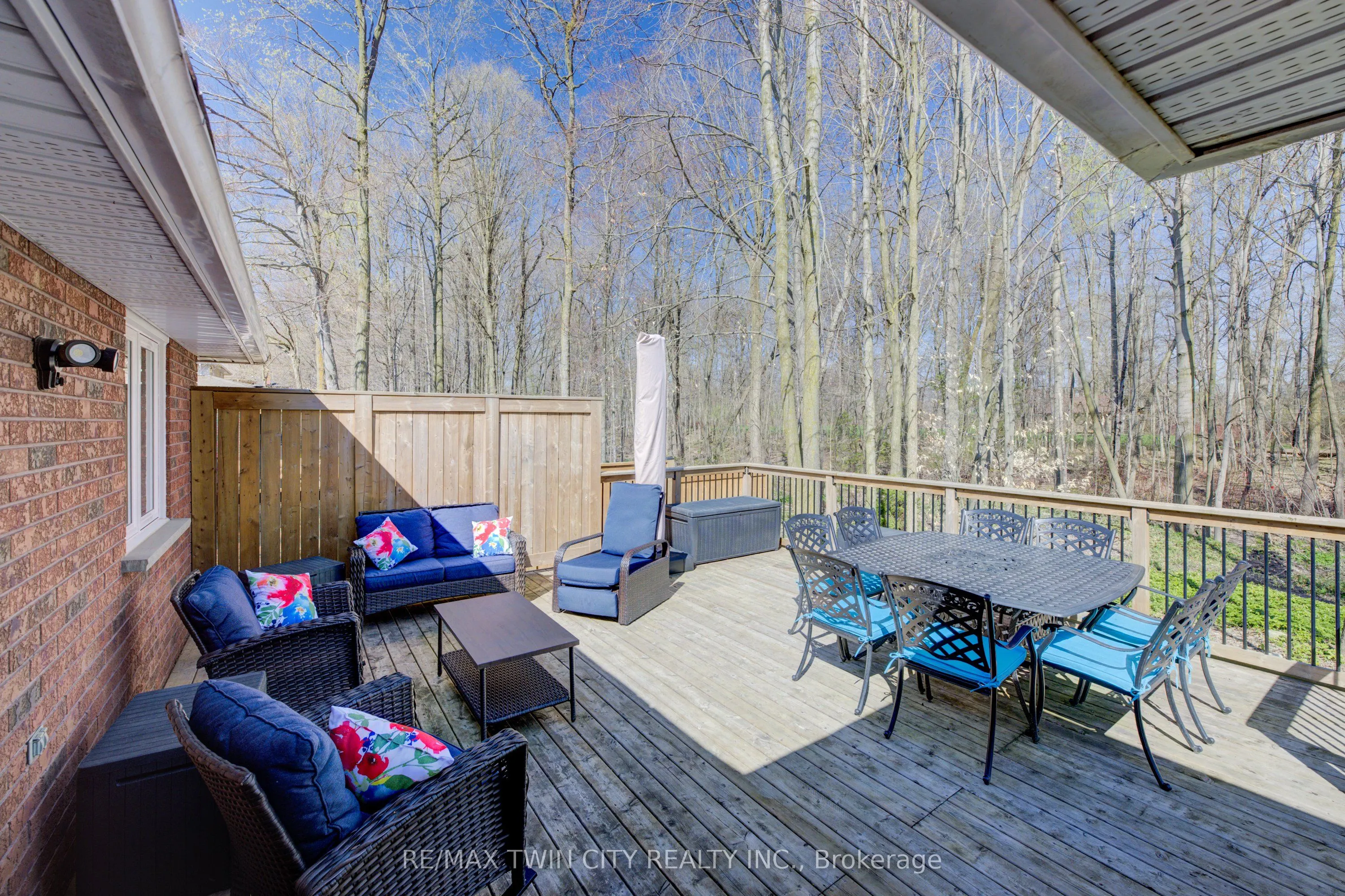 439 Northlake Drive