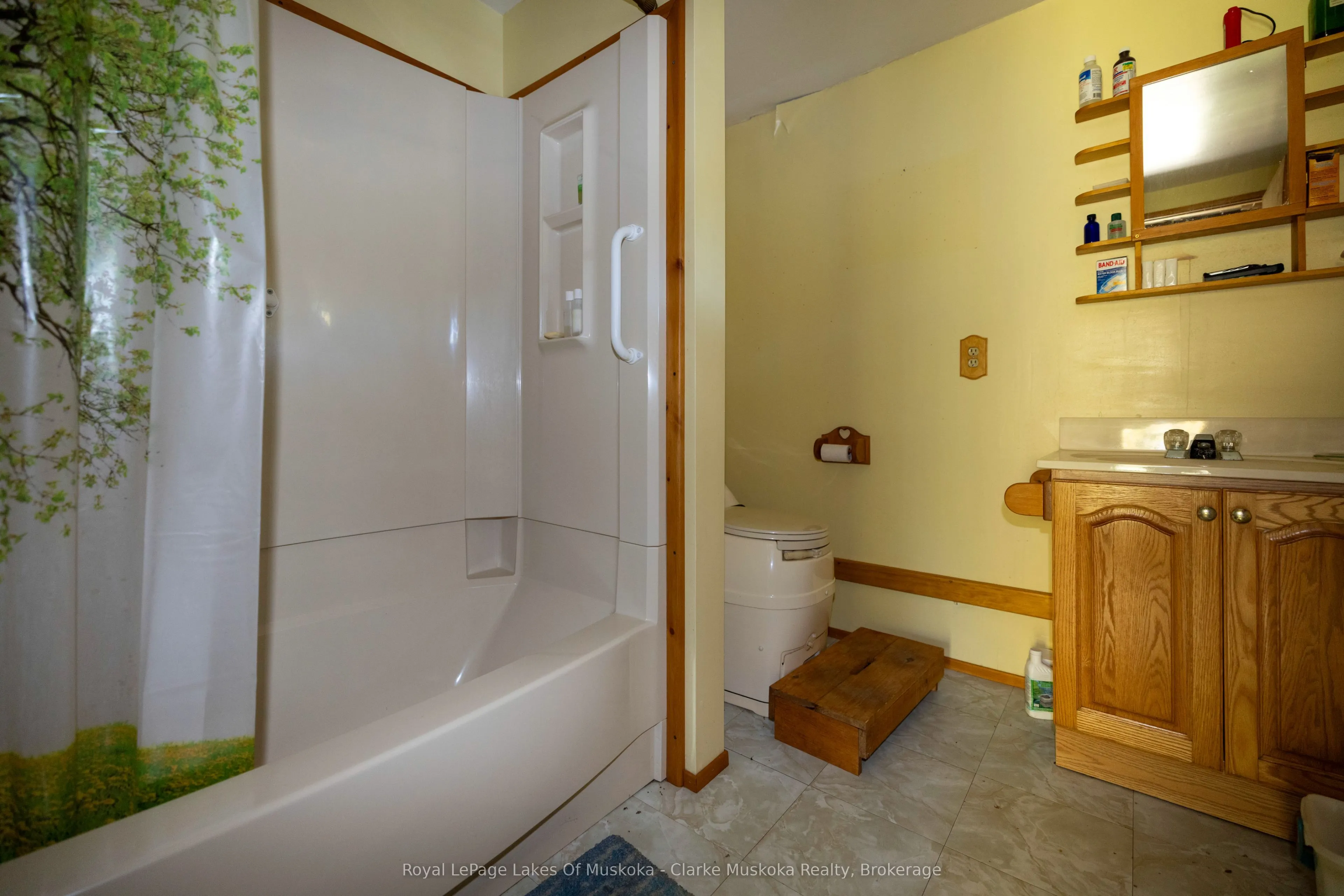 1083 Harrison Trail