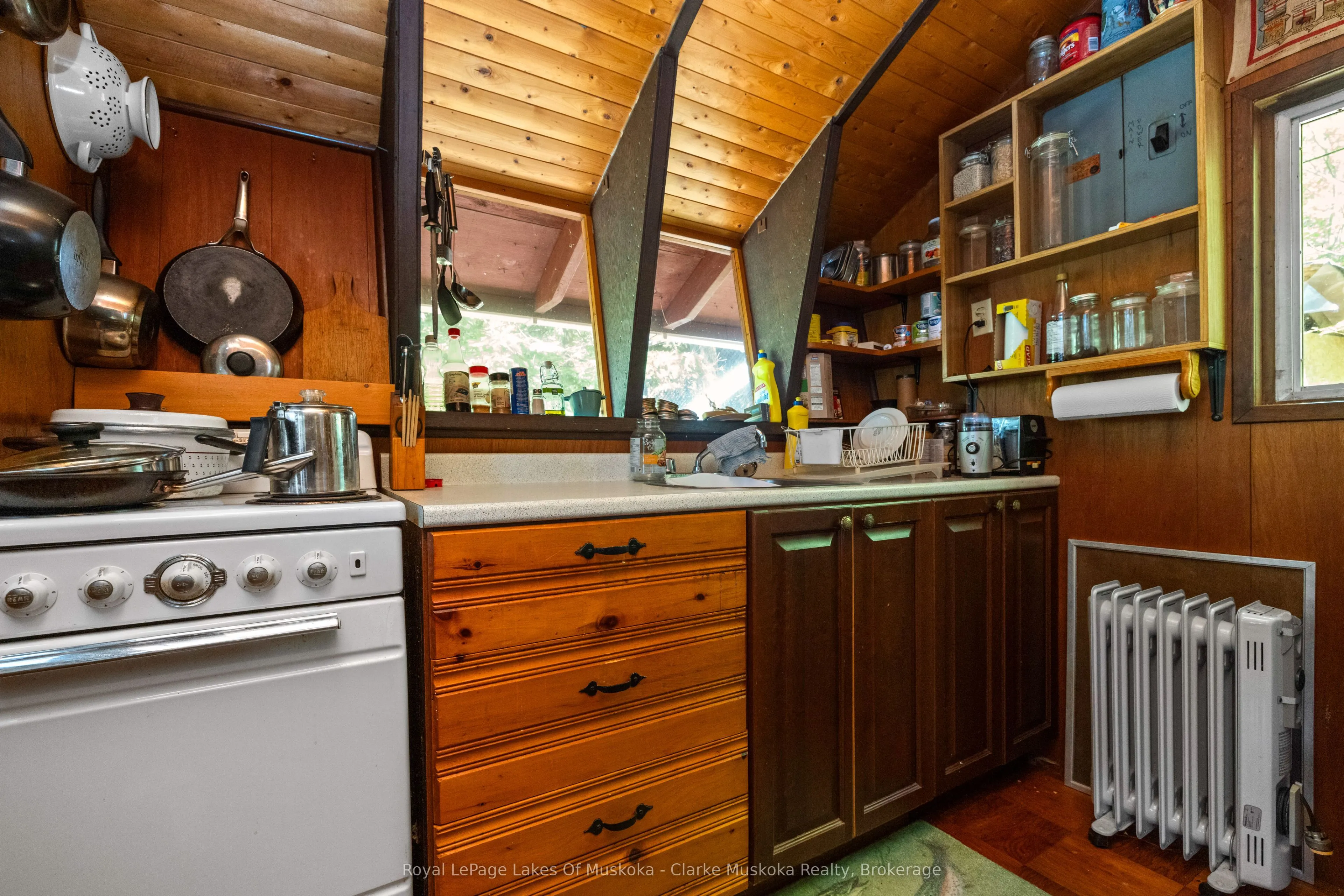 1083 Harrison Trail