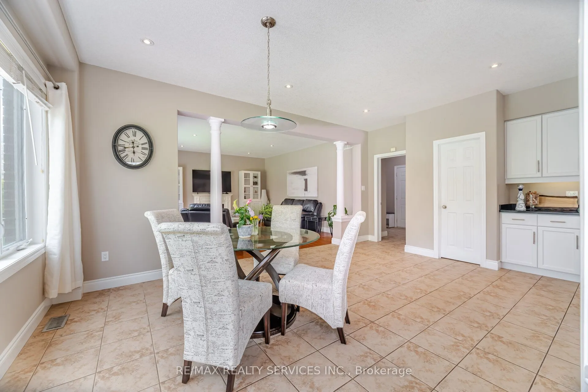 24 Brookhaven Crescent