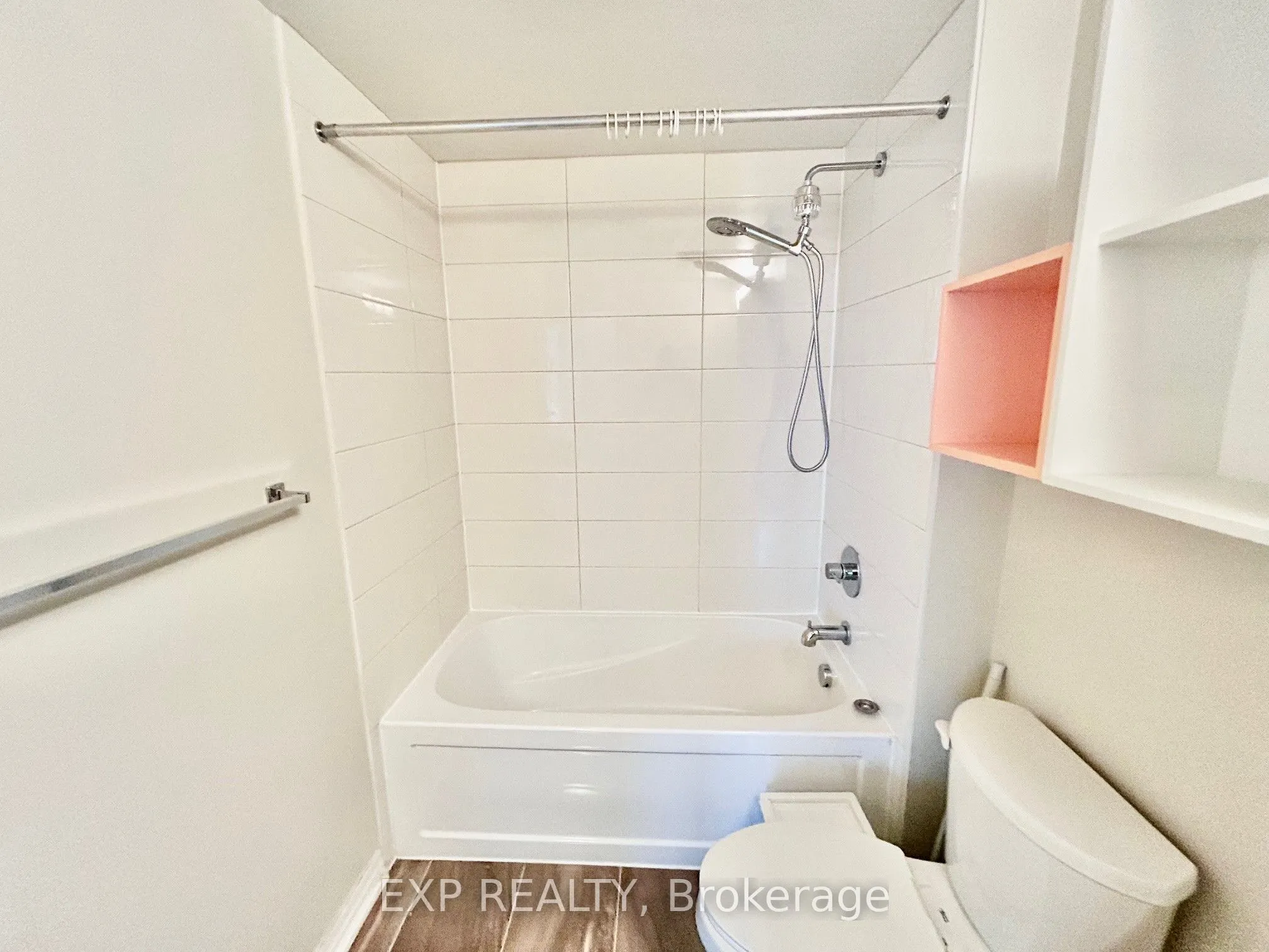 195 Besserer Street, #1104