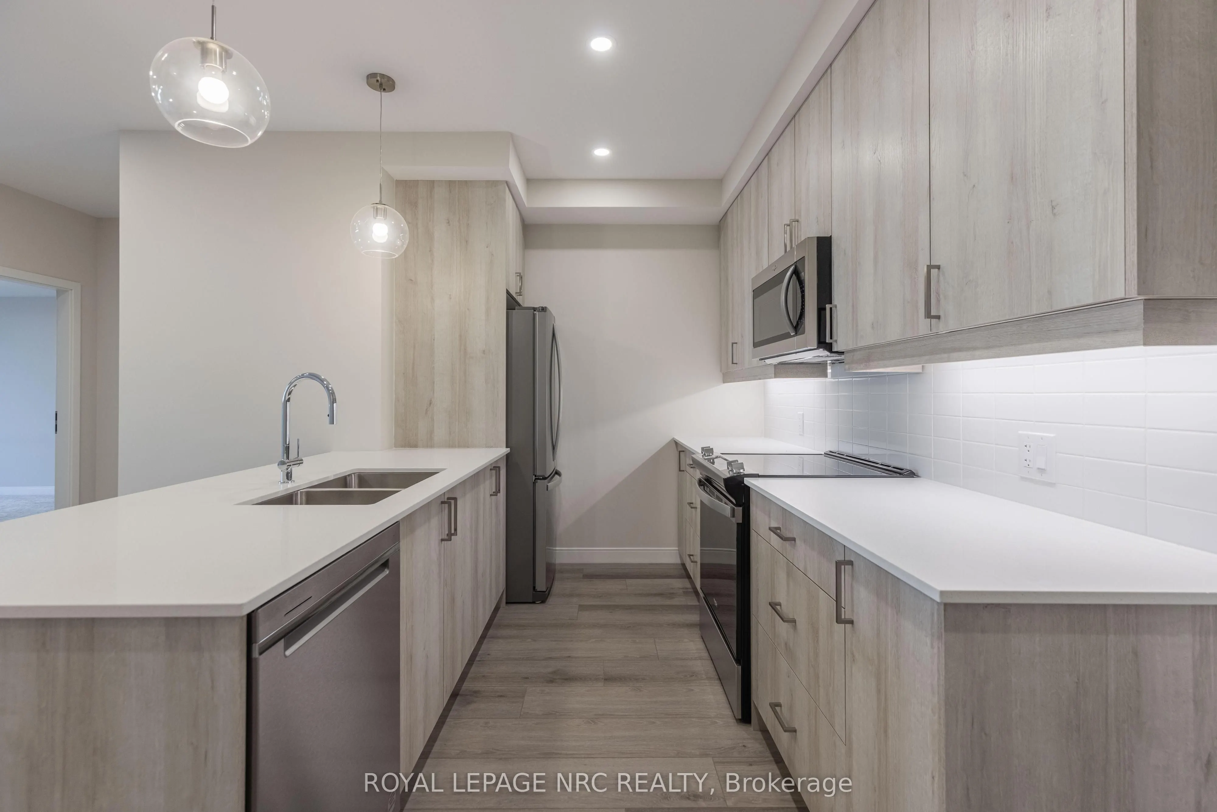 118 West Street, #602