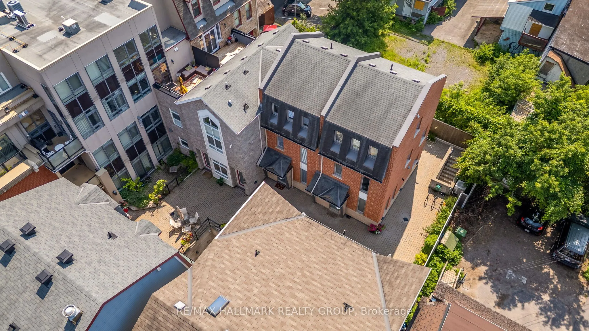 124 Guigues Avenue, #D124