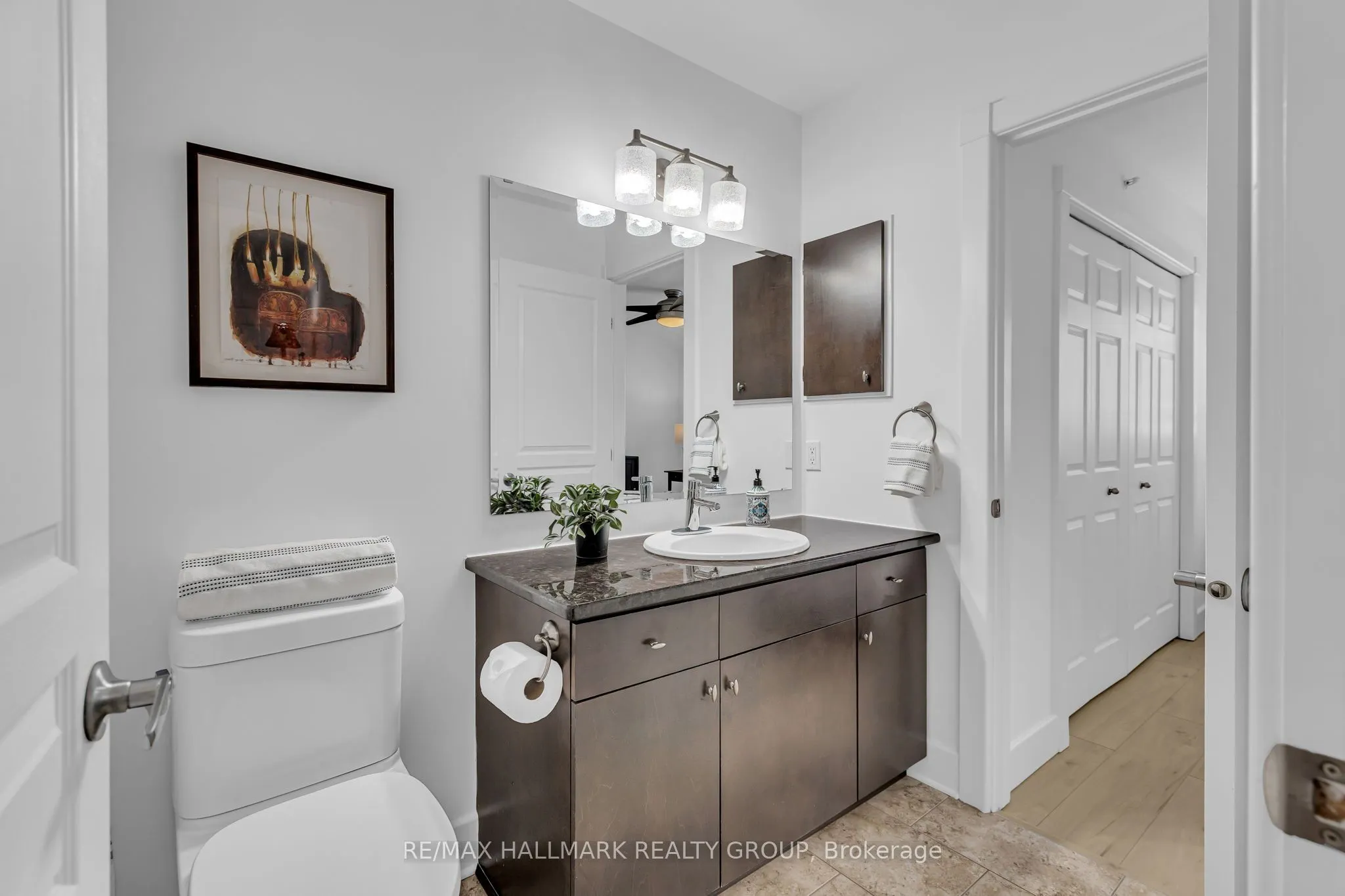 124 Guigues Avenue, #D124