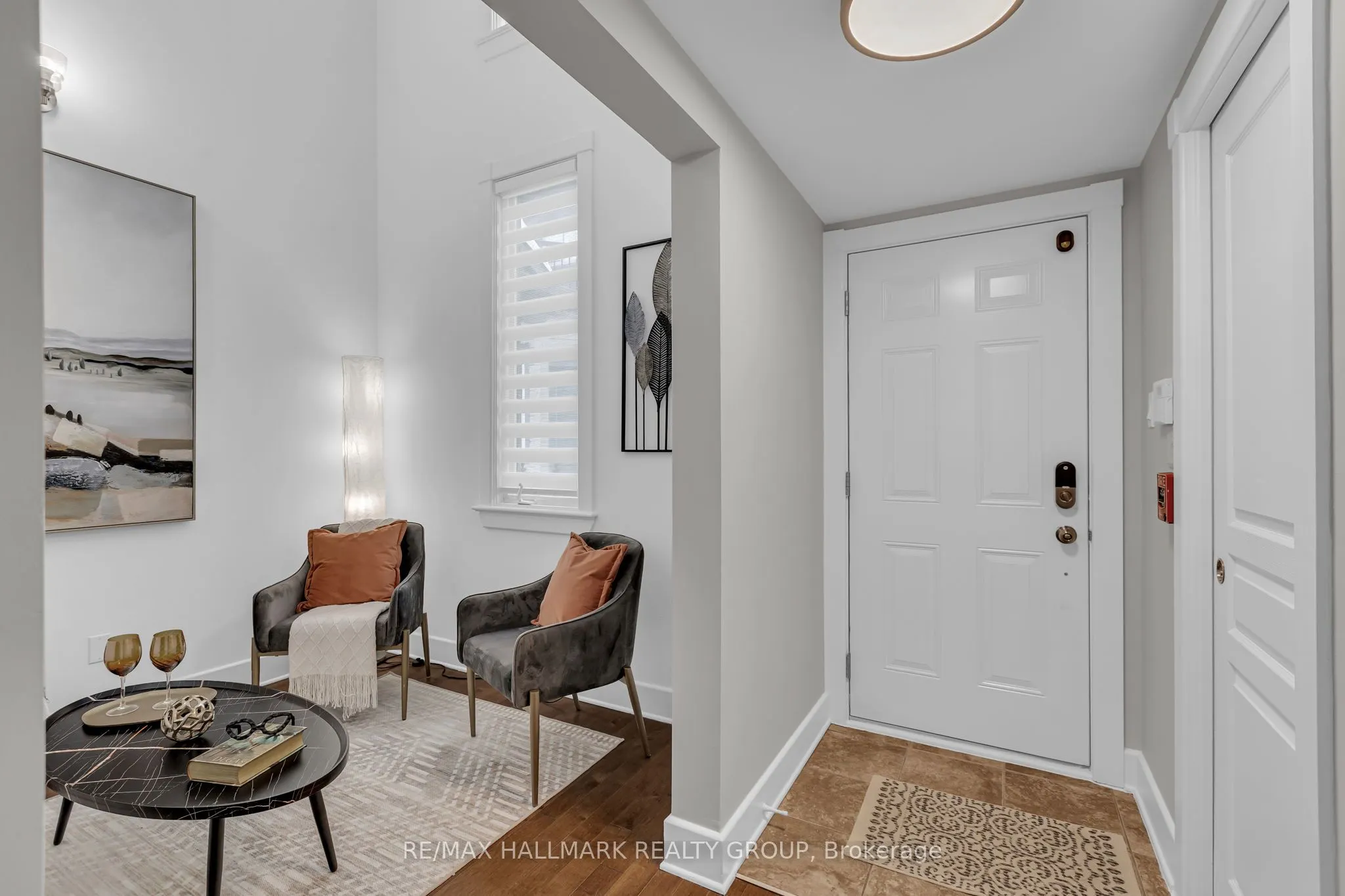 124 Guigues Avenue, #D124