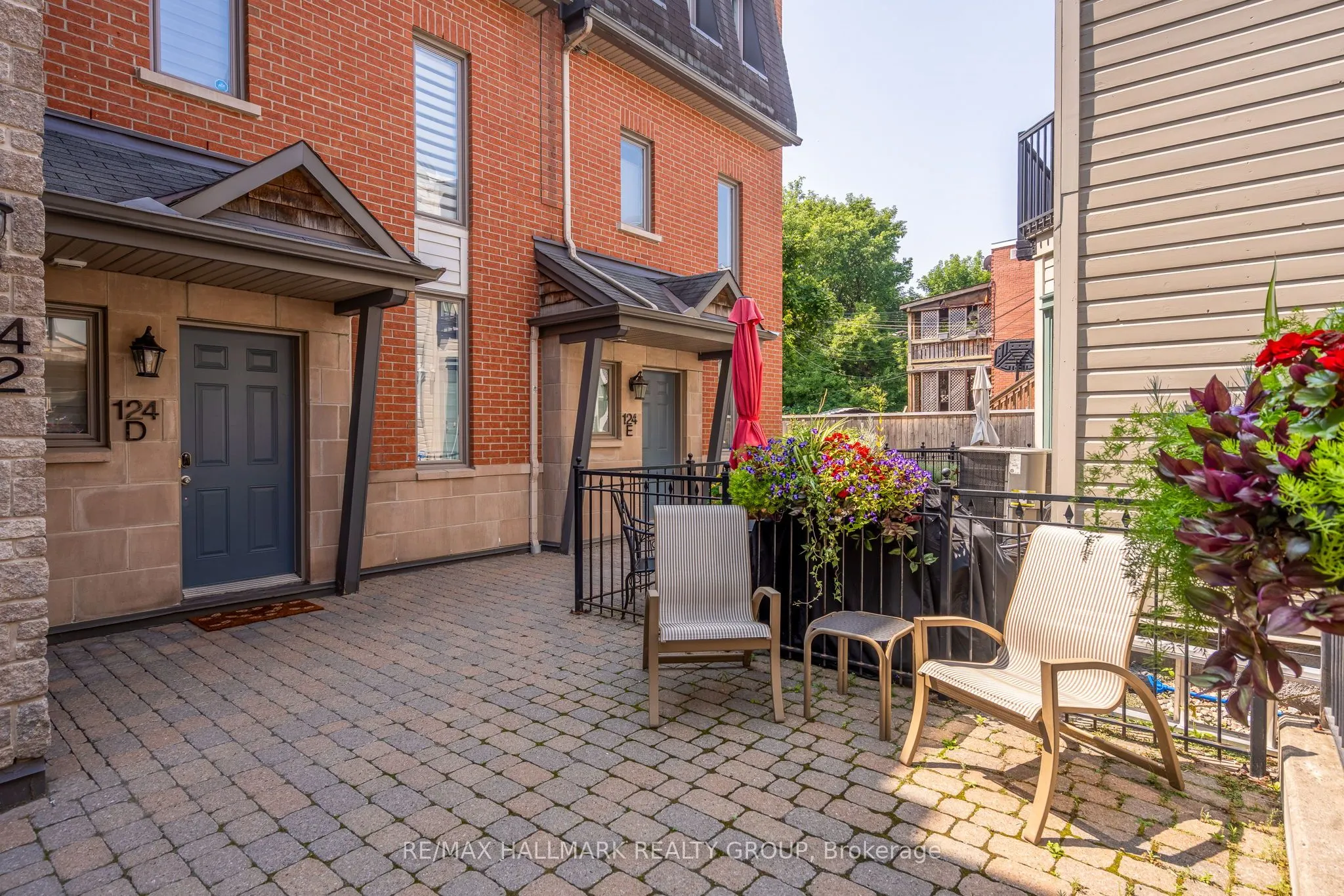 124 Guigues Avenue, #D124