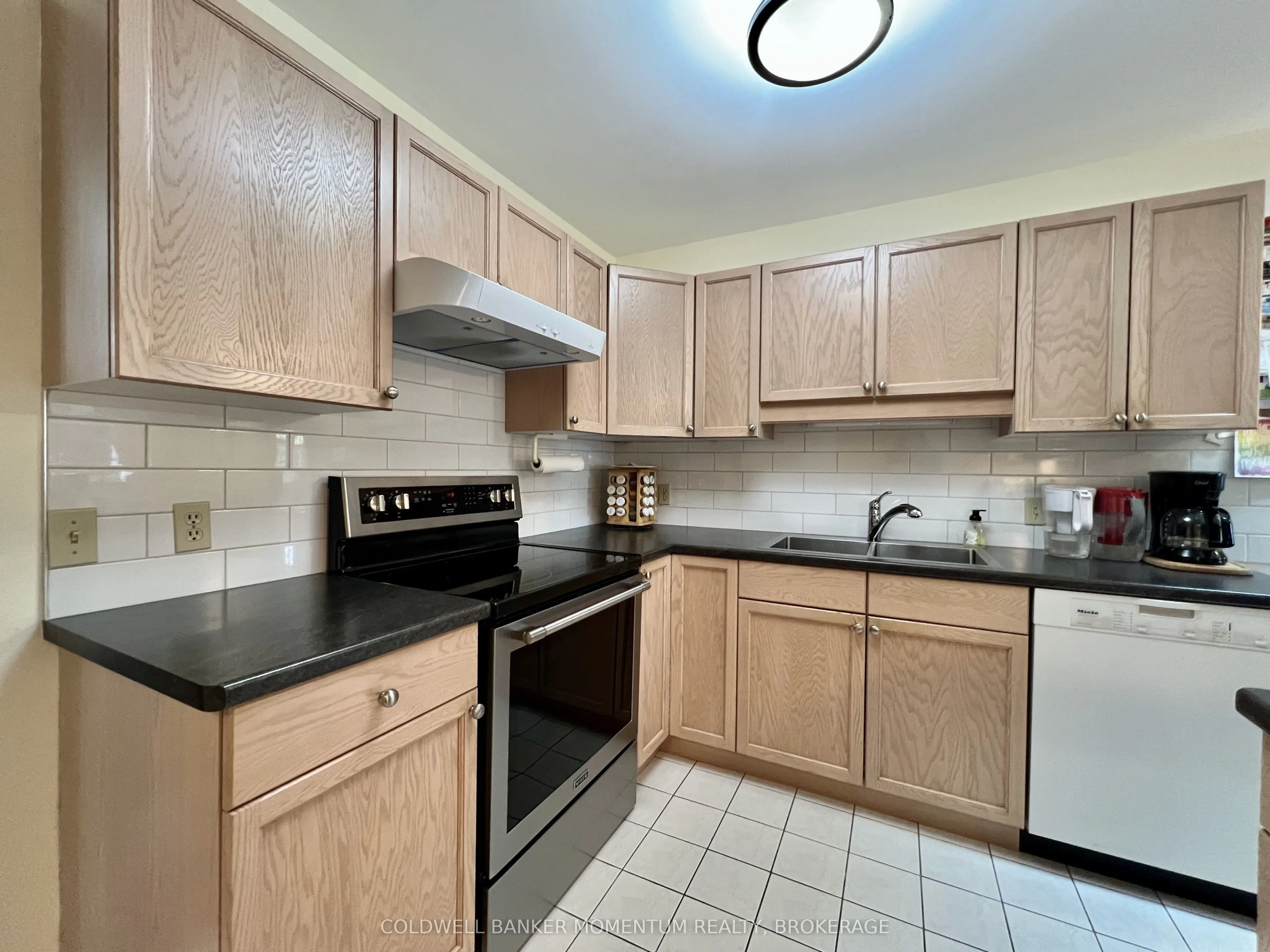 4114-1 Butternut Court, #1