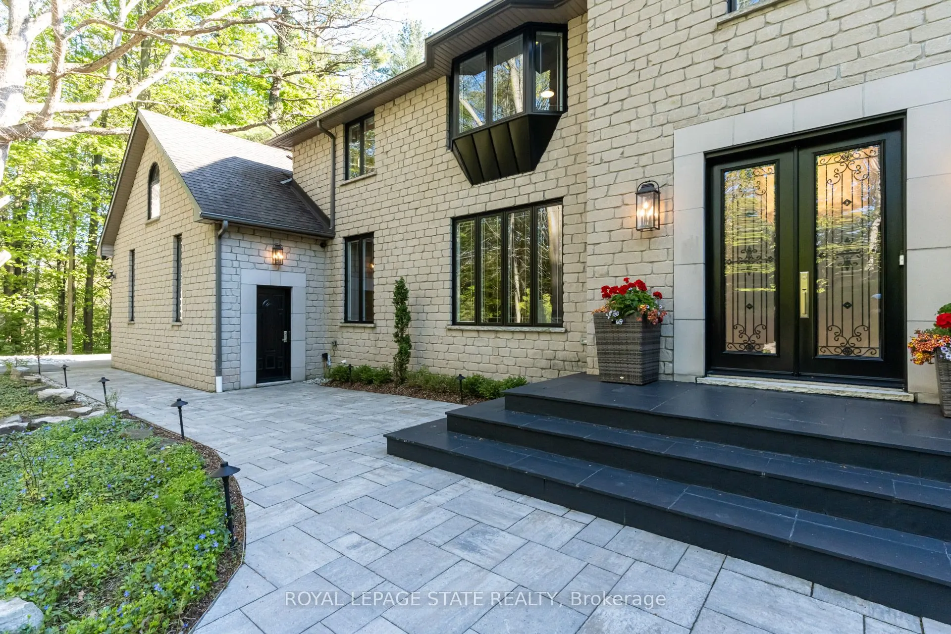 18 Elder Crescent