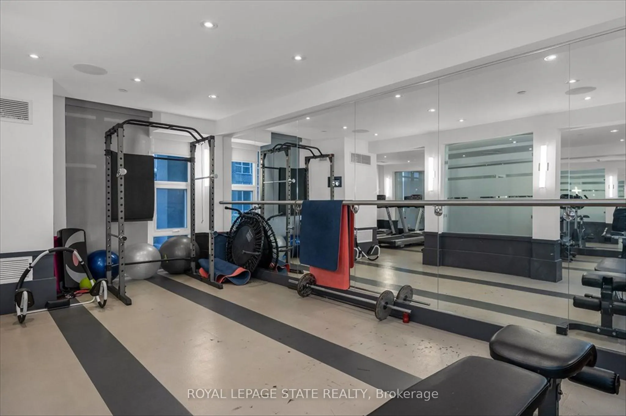 10 Concord Place, #416