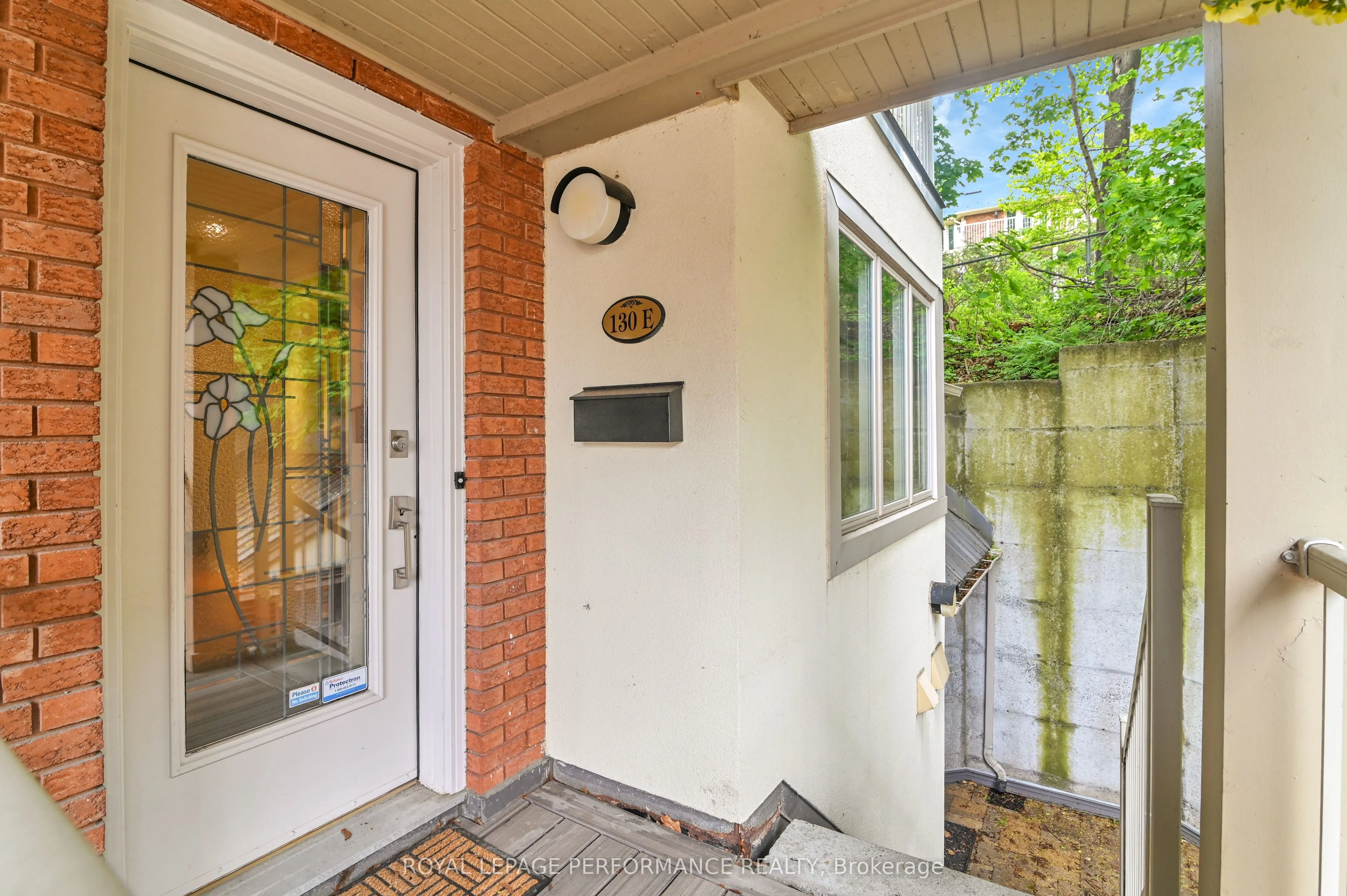 250 Fountain Place, #130E