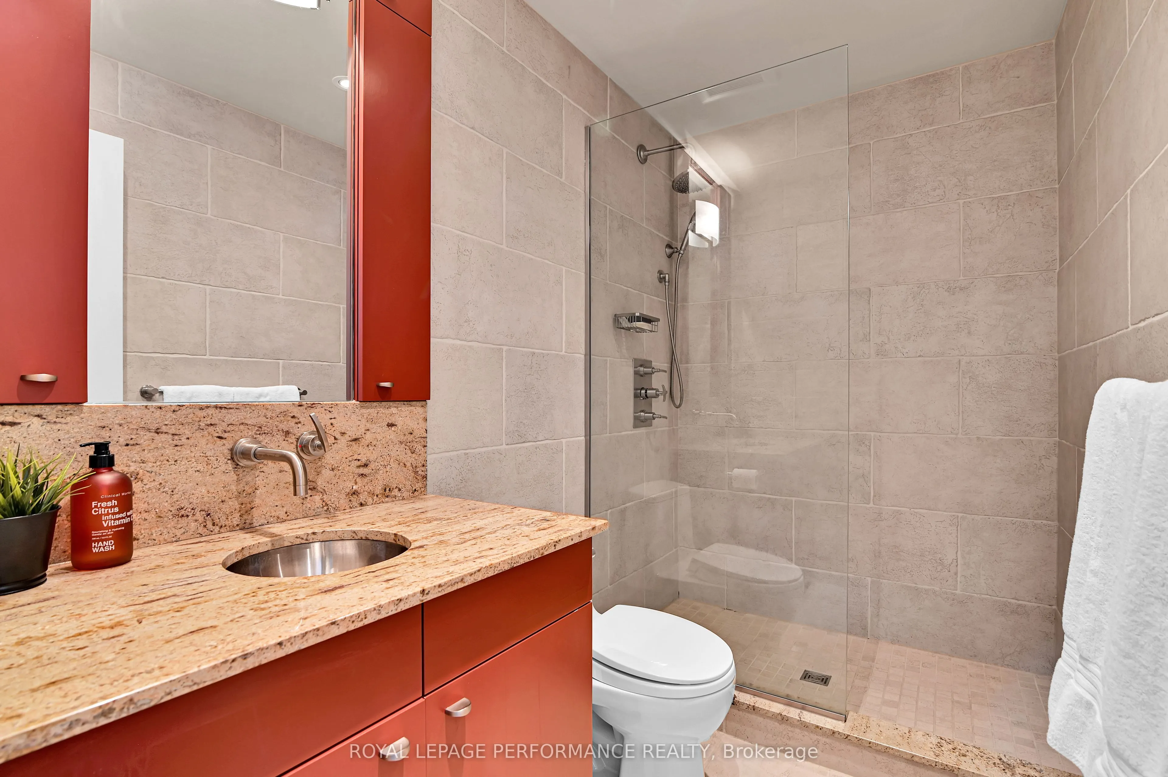 250 Fountain Place, #130E