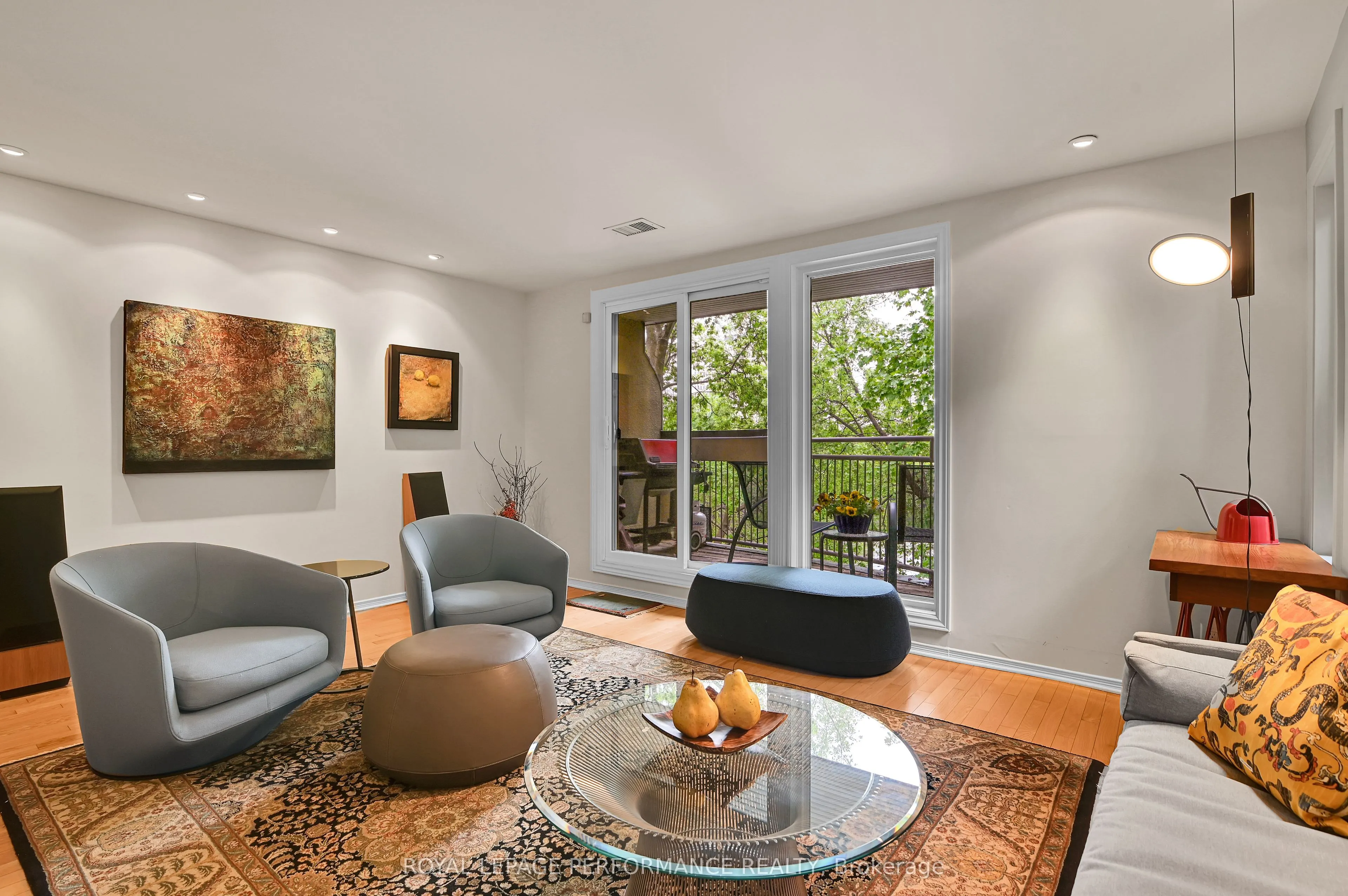 250 Fountain Place, #130E