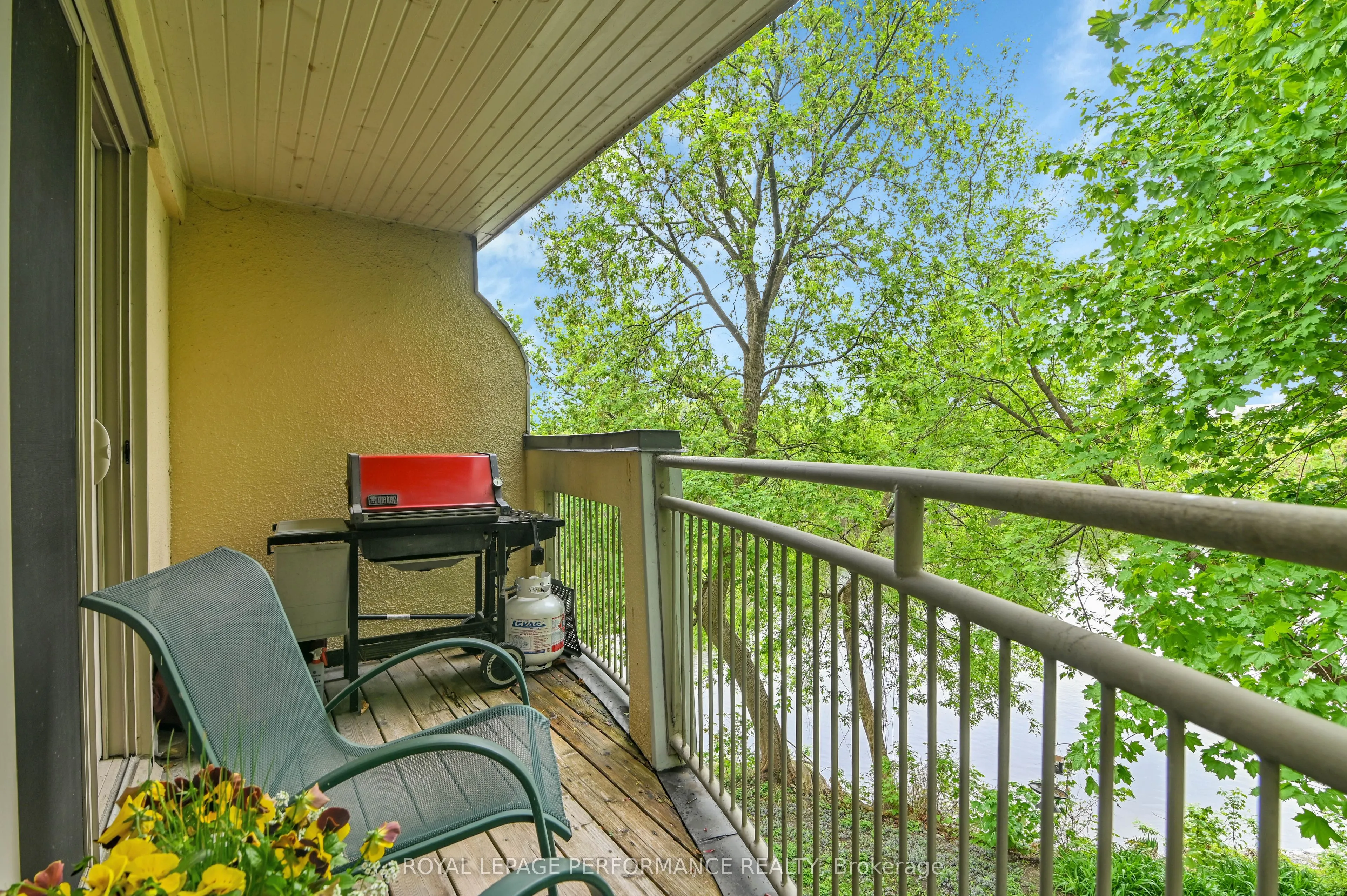 250 Fountain Place, #130E
