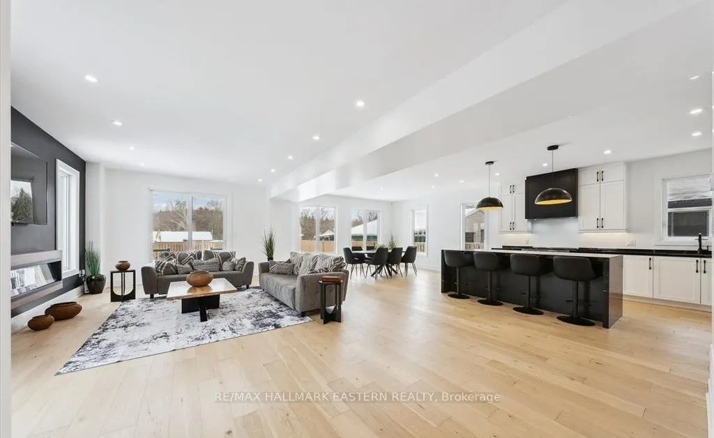 678 Otonabee Drive