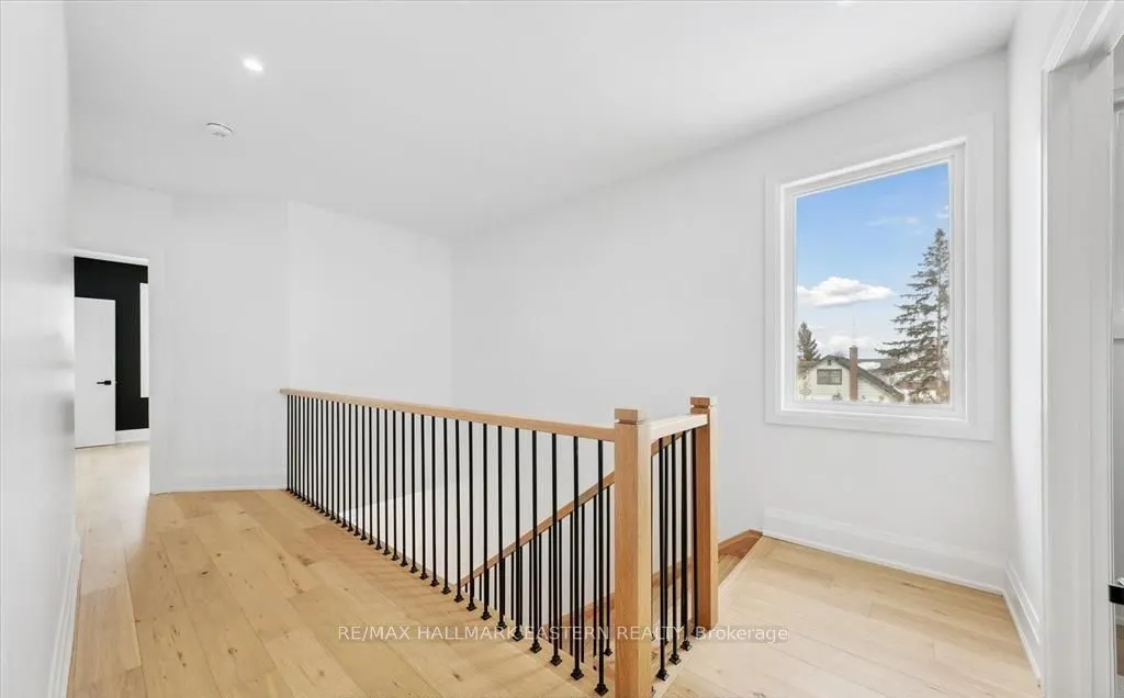 678 Otonabee Drive