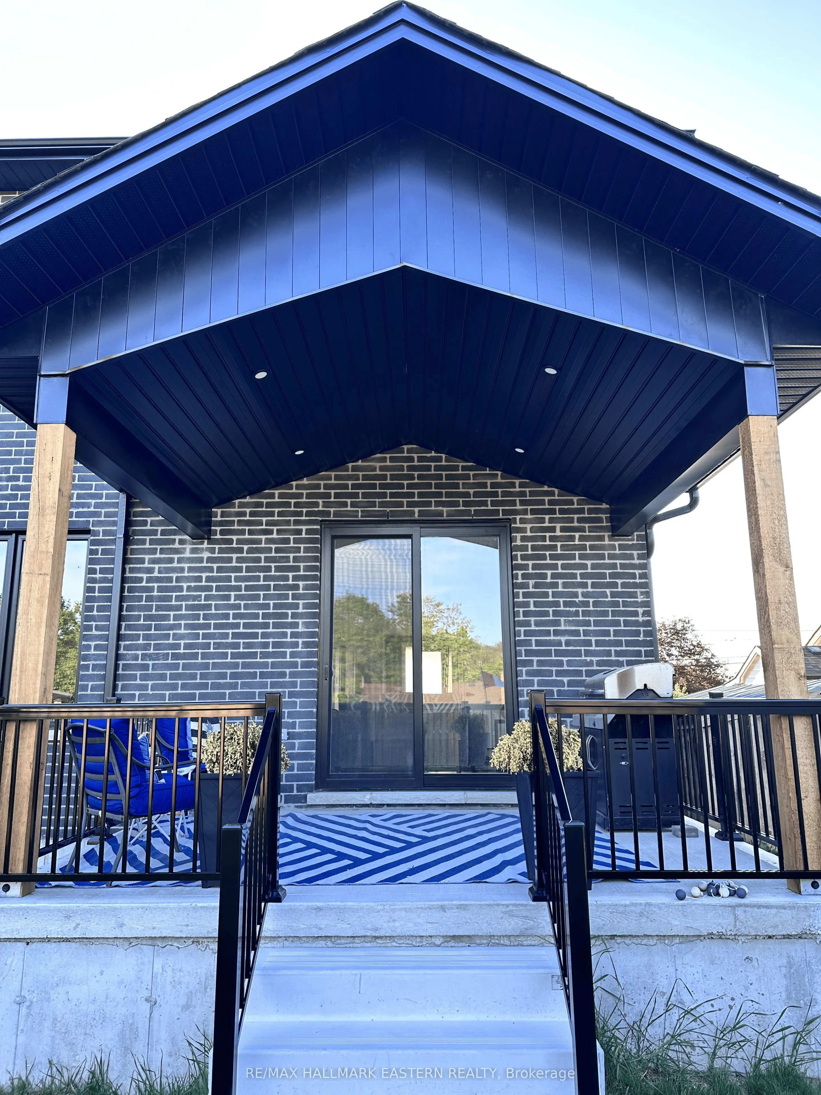 678 Otonabee Drive