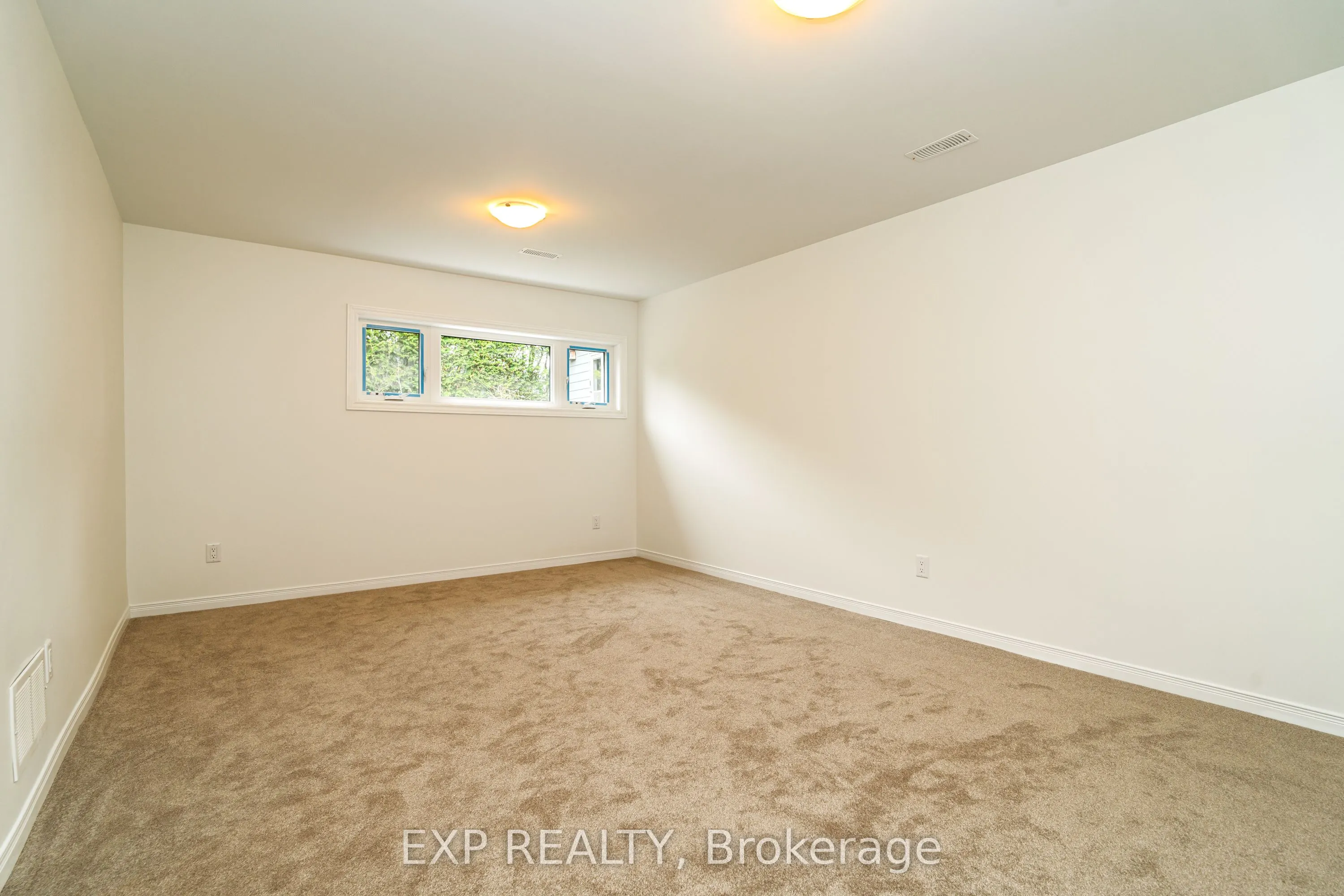 120 Knoxdale Road