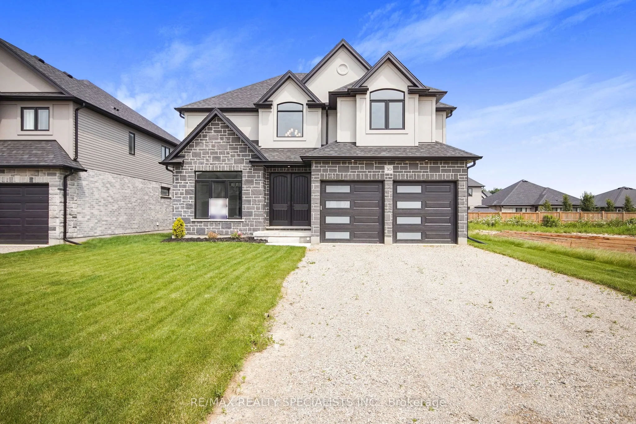 30 Sycamore Drive N