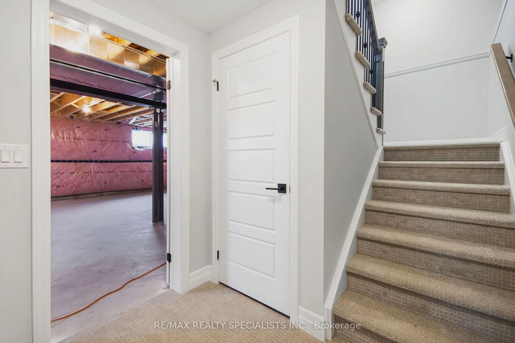 30 Sycamore Drive N