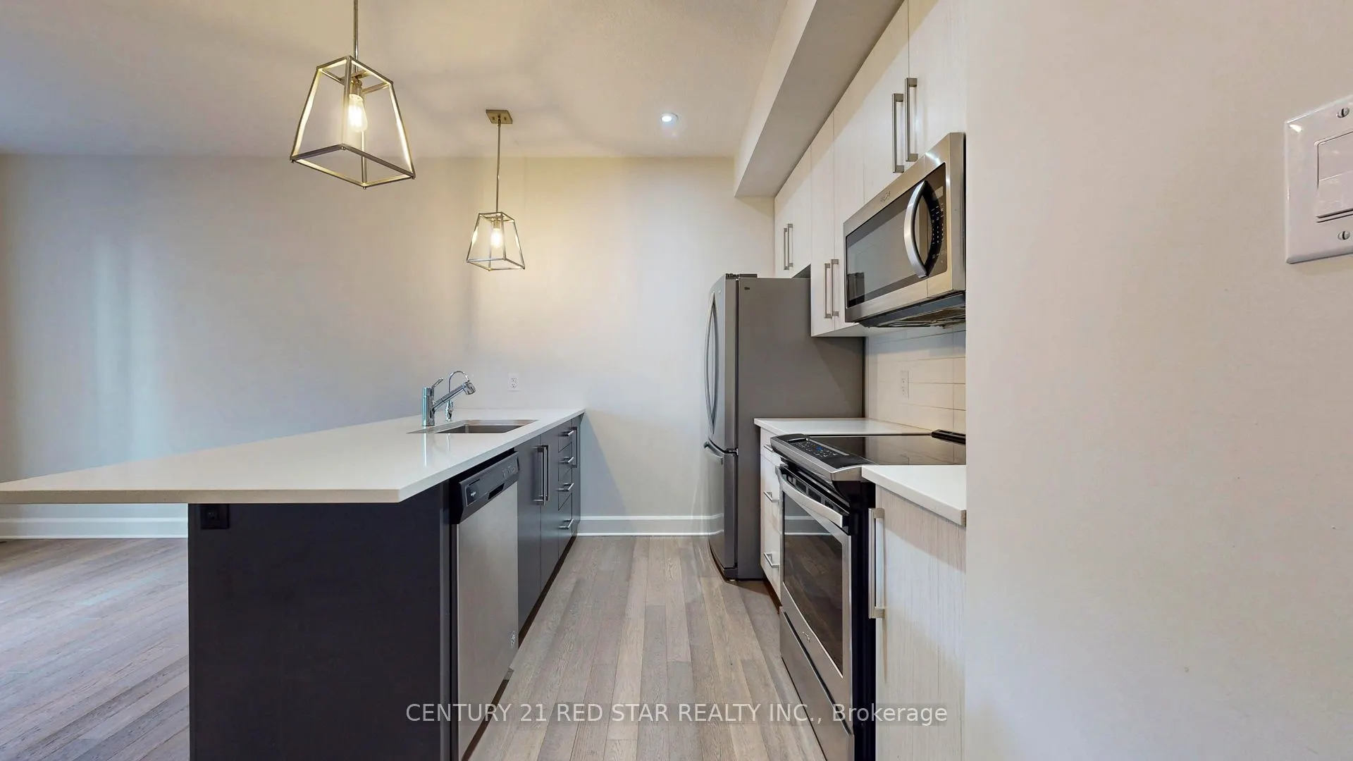 499 Sophia Crescent #32