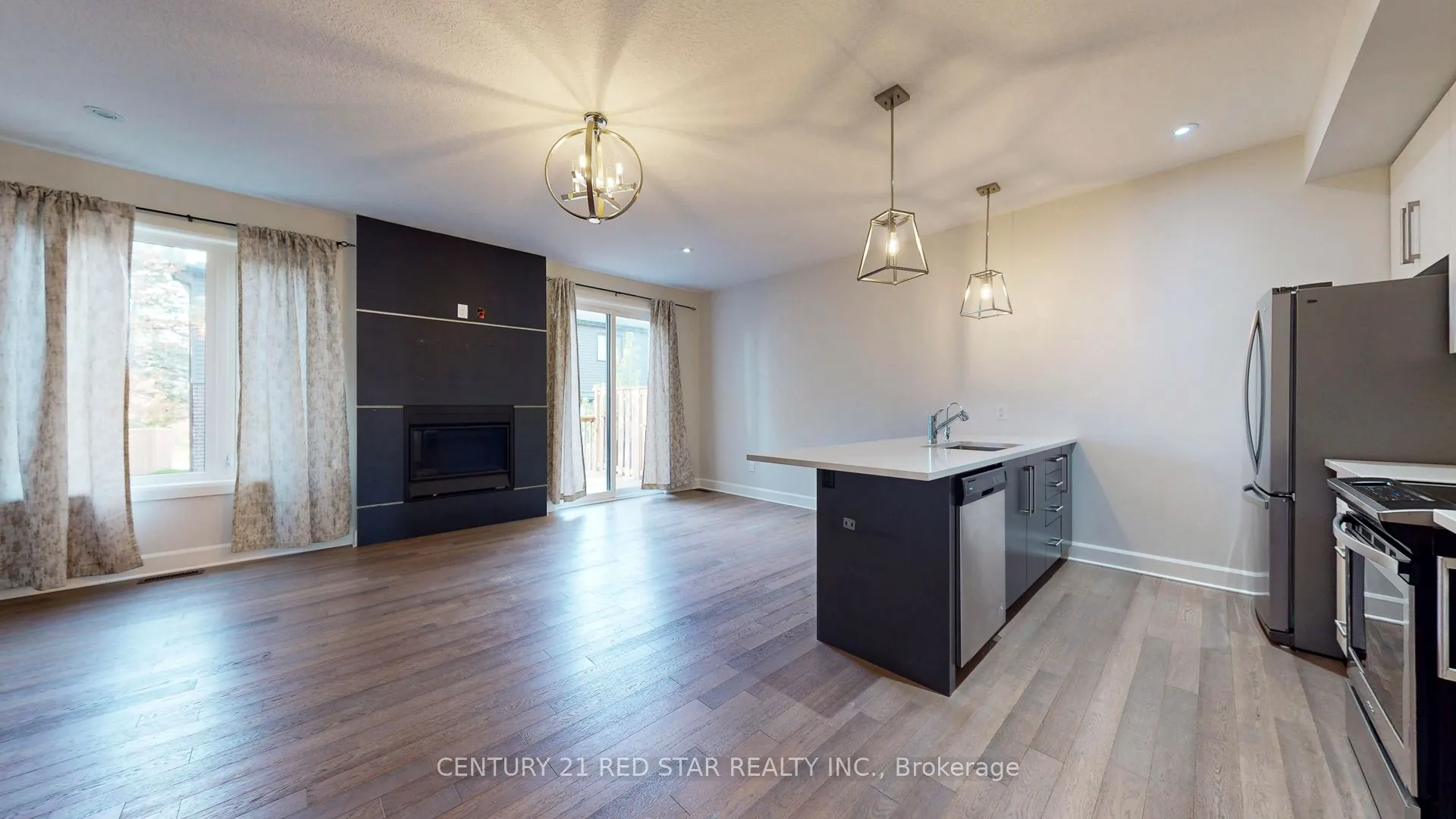 499 Sophia Crescent #32